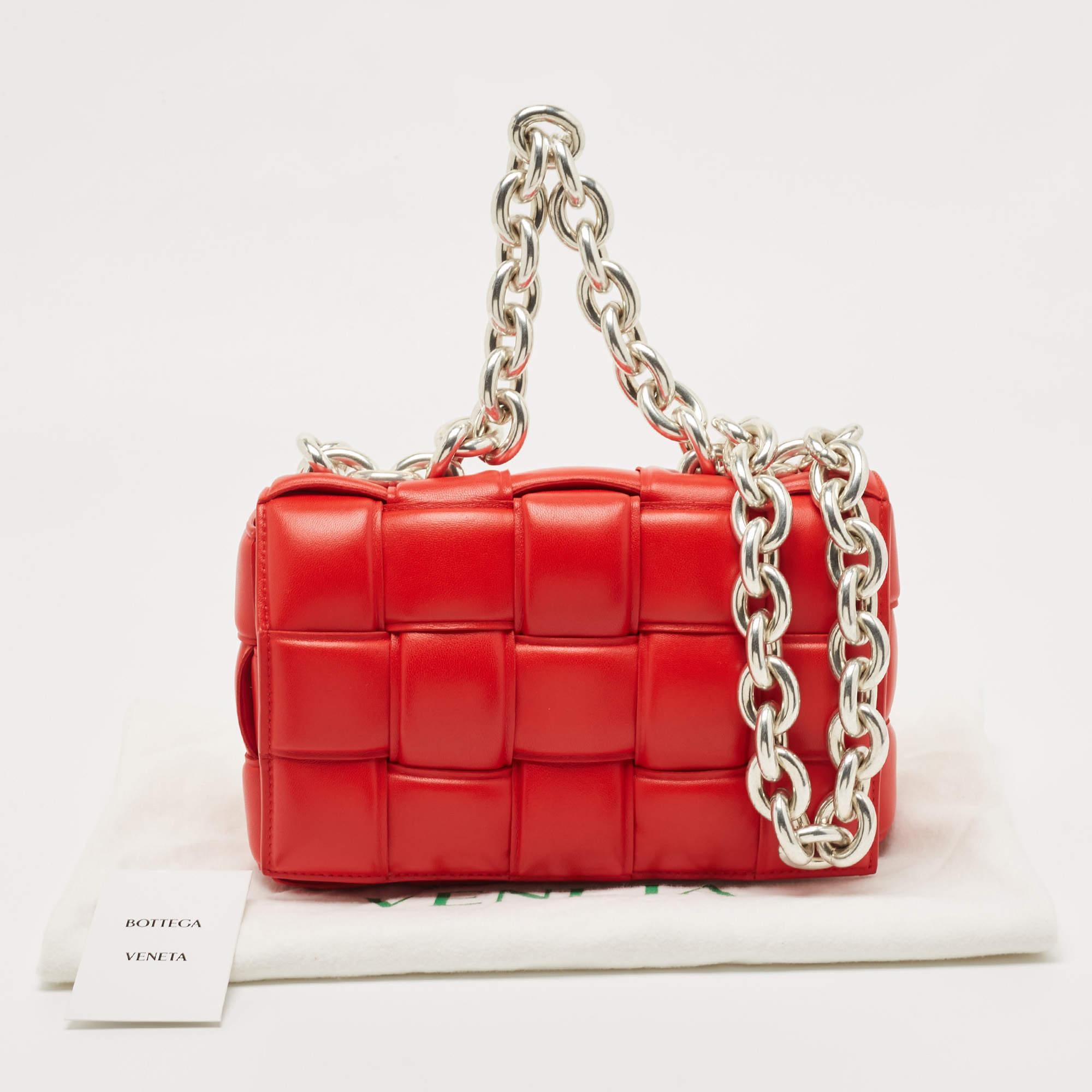 Bottega Veneta Red Padded Leather Chain Cassette Shoulder Bag For Sale 10
