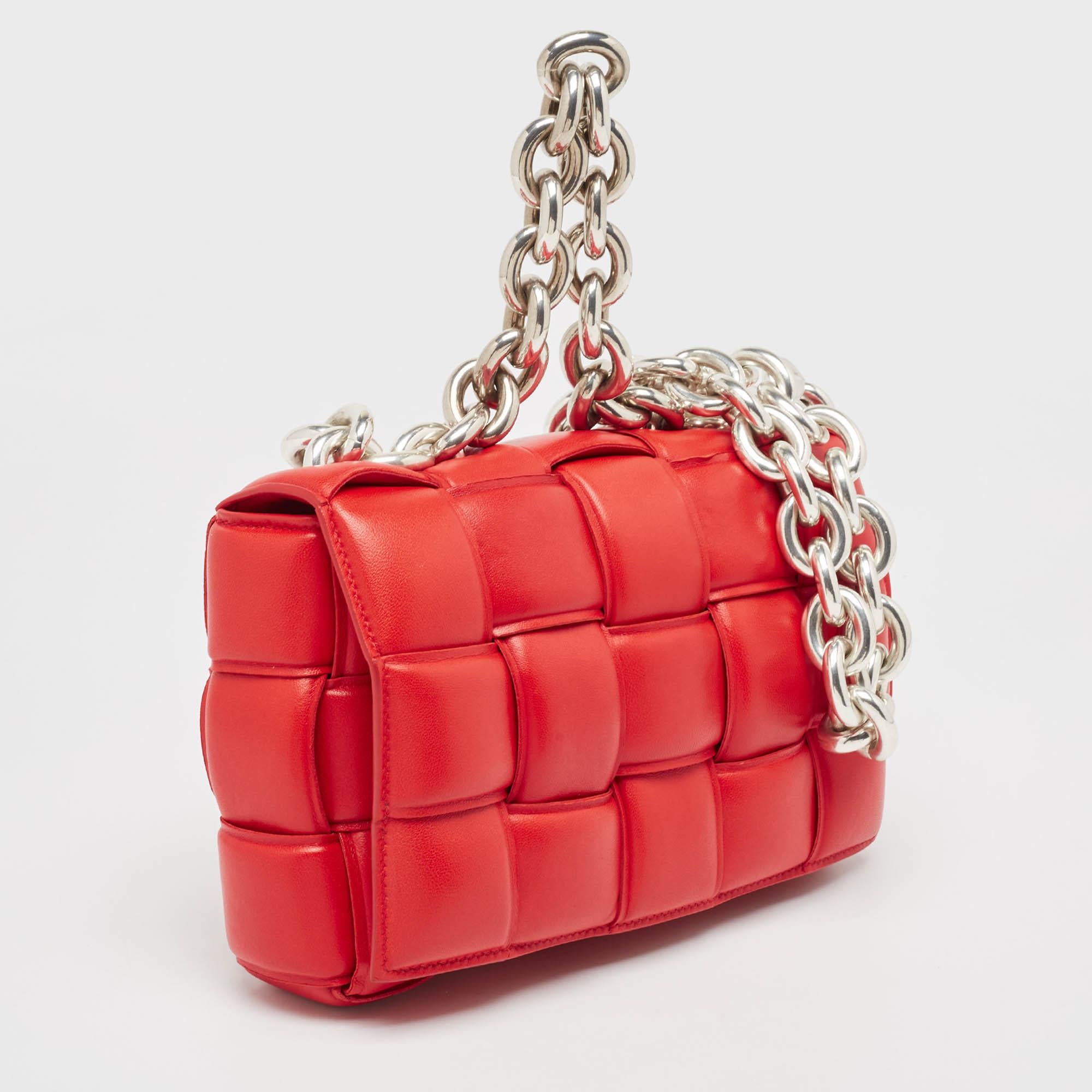 Bottega Veneta Red Padded Leather Chain Cassette Shoulder Bag In Excellent Condition For Sale In Dubai, Al Qouz 2