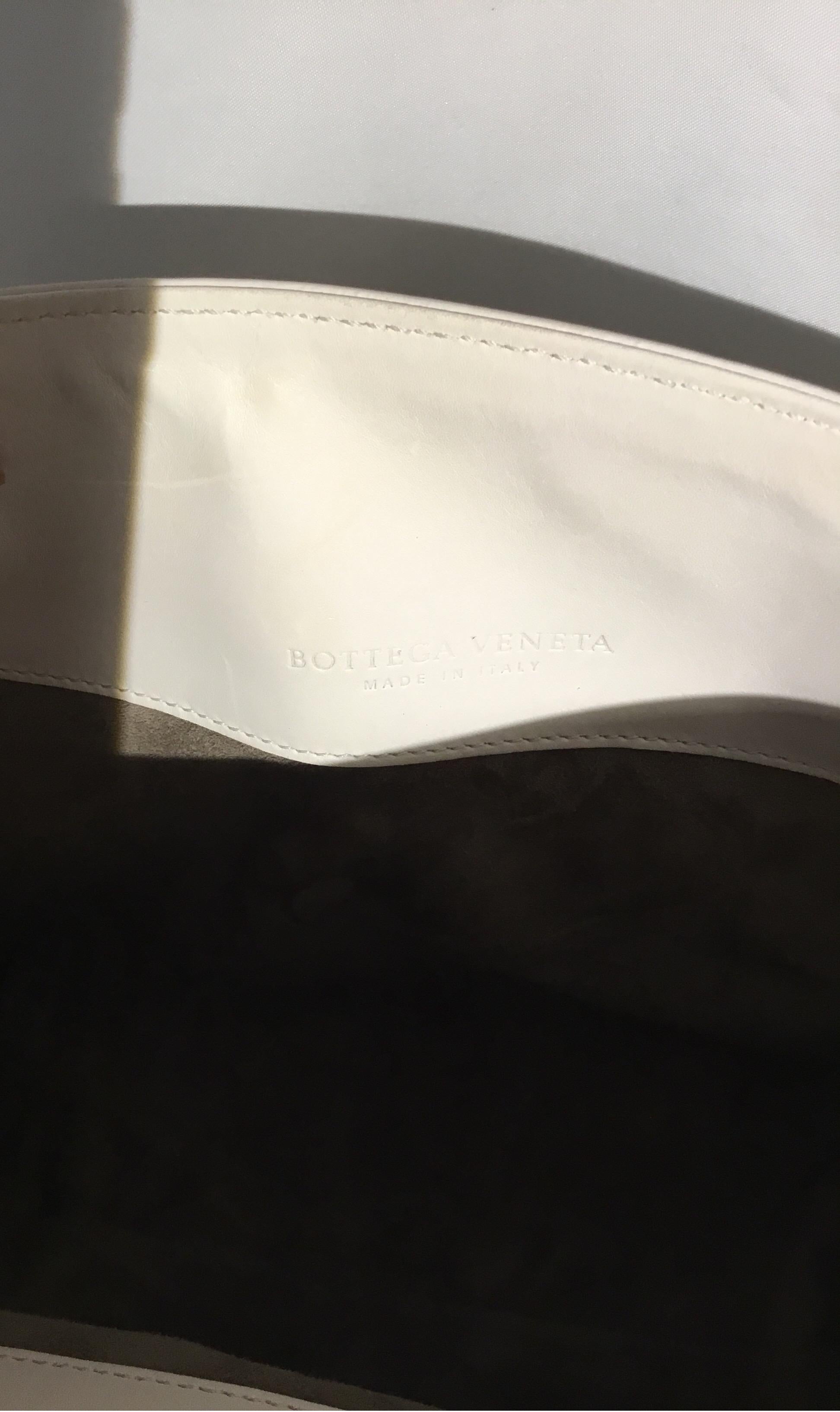 Bottega Veneta Rialto Off-White Leather Shoulder Bag 5