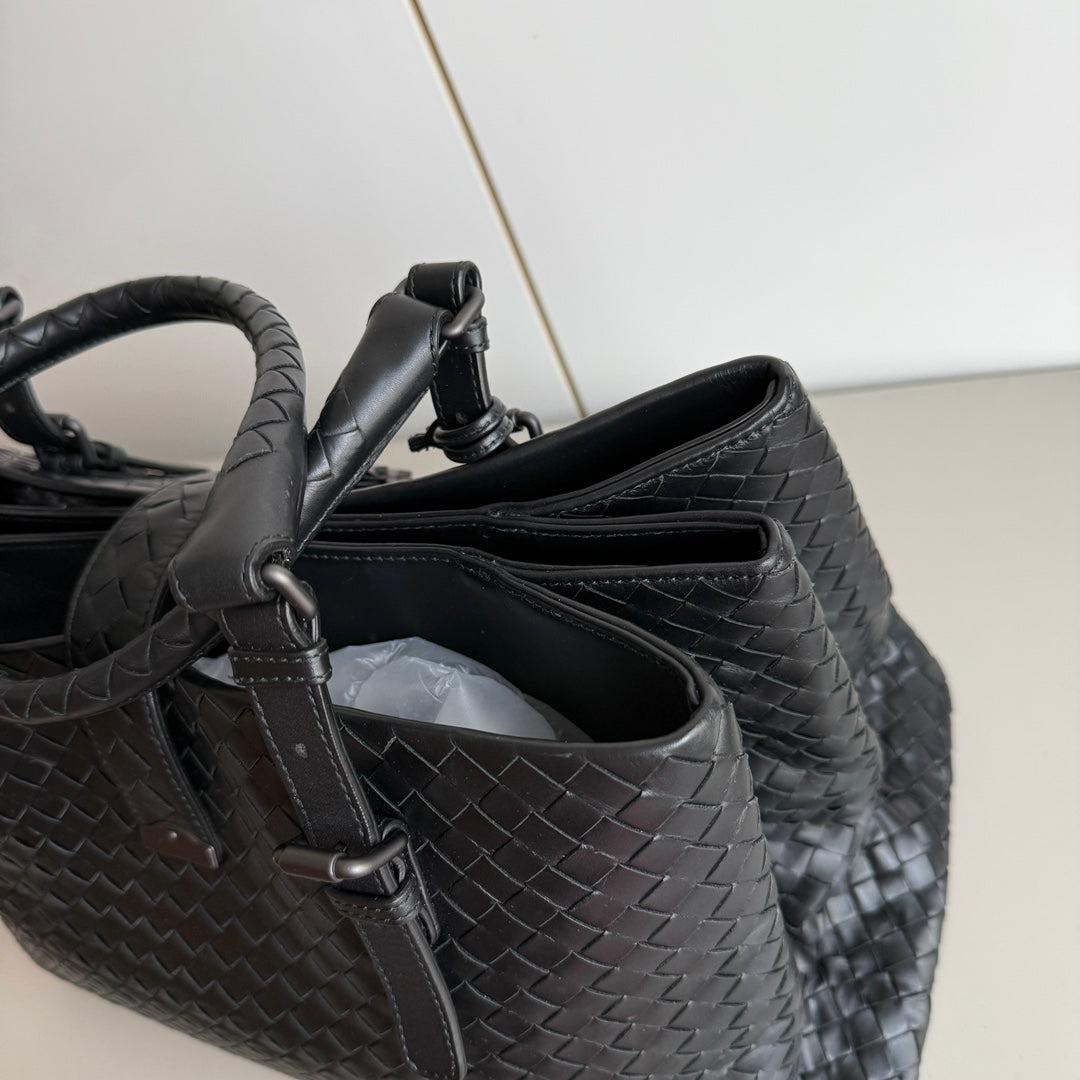 Bottega Veneta Roma Handbag Bag Intrecciato Nappa Leather Black Large 35cm 7