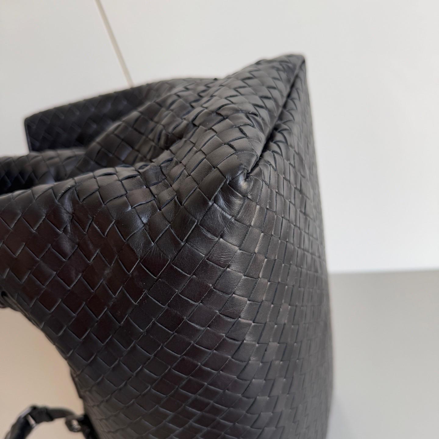 Bottega Veneta Roma Sac à main Intrecciato Nappa Leather Black Large 35cm en vente 13