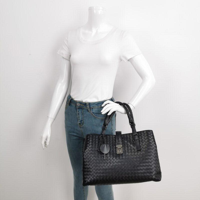 Bottega Veneta Roma Handbag Bag Intrecciato Nappa Leather Black Large 35cm
 These are professional photos of the actual bag.
 This Bottega Veneta Roma Bag is an exceptional piece of luxury, crafted from iconic dark brown leather with the instantly