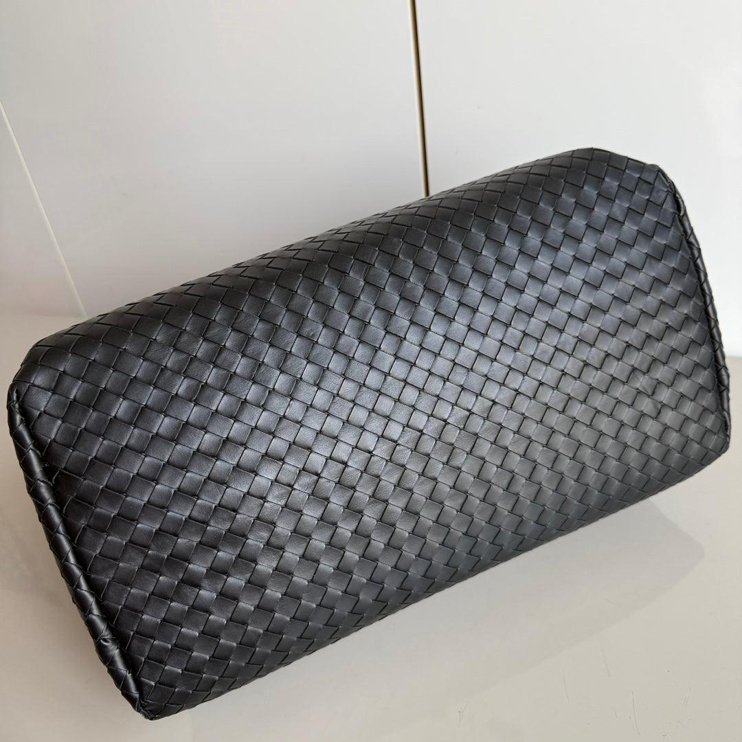Bottega Veneta Roma Handbag Bag Intrecciato Nappa Leather Black Large 35cm 1