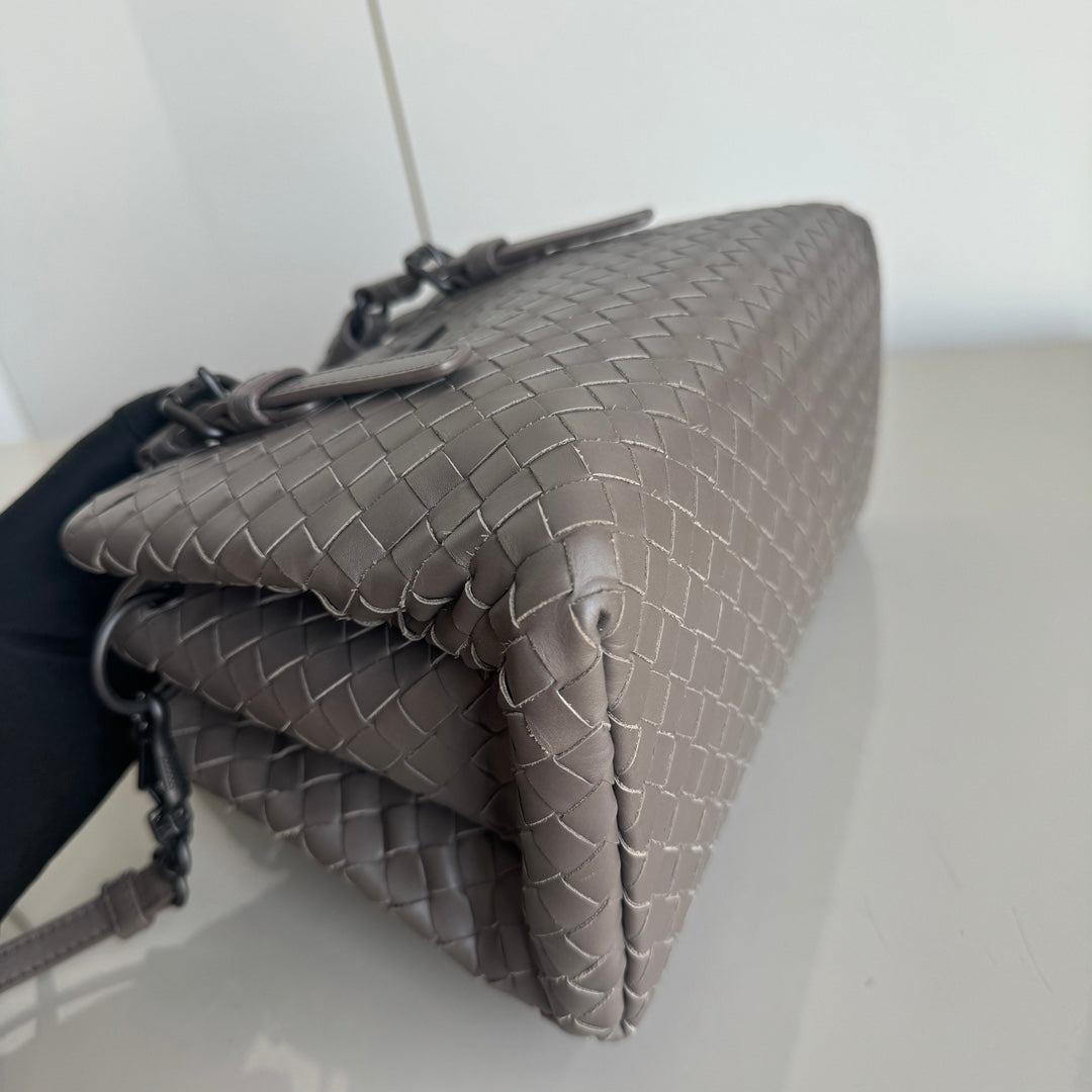 Bottega Veneta Roma Handbag Bag Intrecciato Nappa Leather Grey Large Mini 25cm In New Condition In AUBERVILLIERS, FR