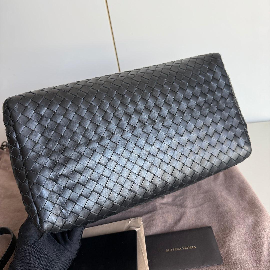 Bottega Veneta Roma Handbag Intrecciato Nappa Leather Black Small 30cm 1