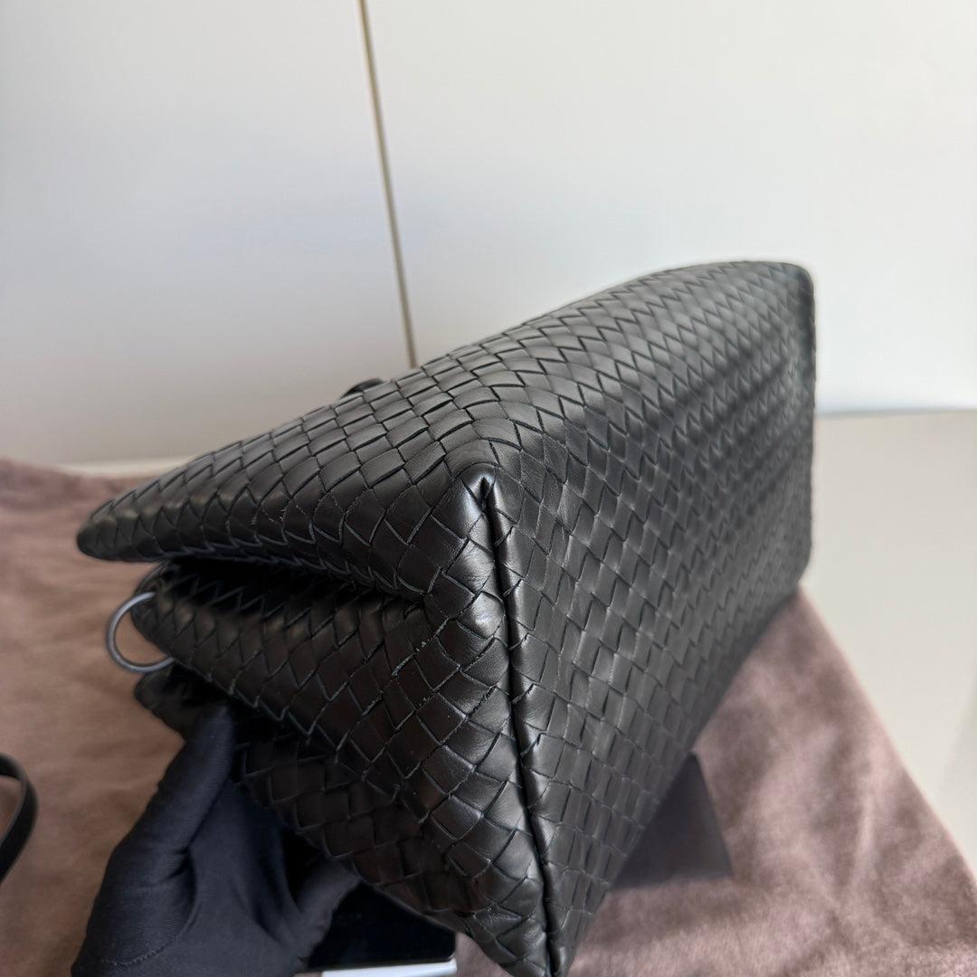 Bottega Veneta Roma Handbag Intrecciato Nappa Leather Black Small 30cm 3