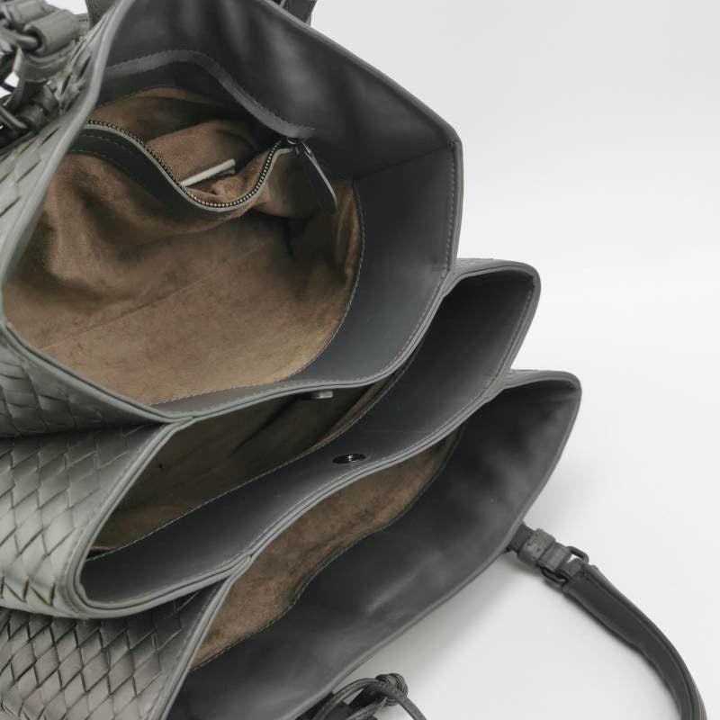 Bottega Veneta Roma Handbag Intrecciato Nappa Leather Grey Small 30cm In Good Condition In AUBERVILLIERS, FR