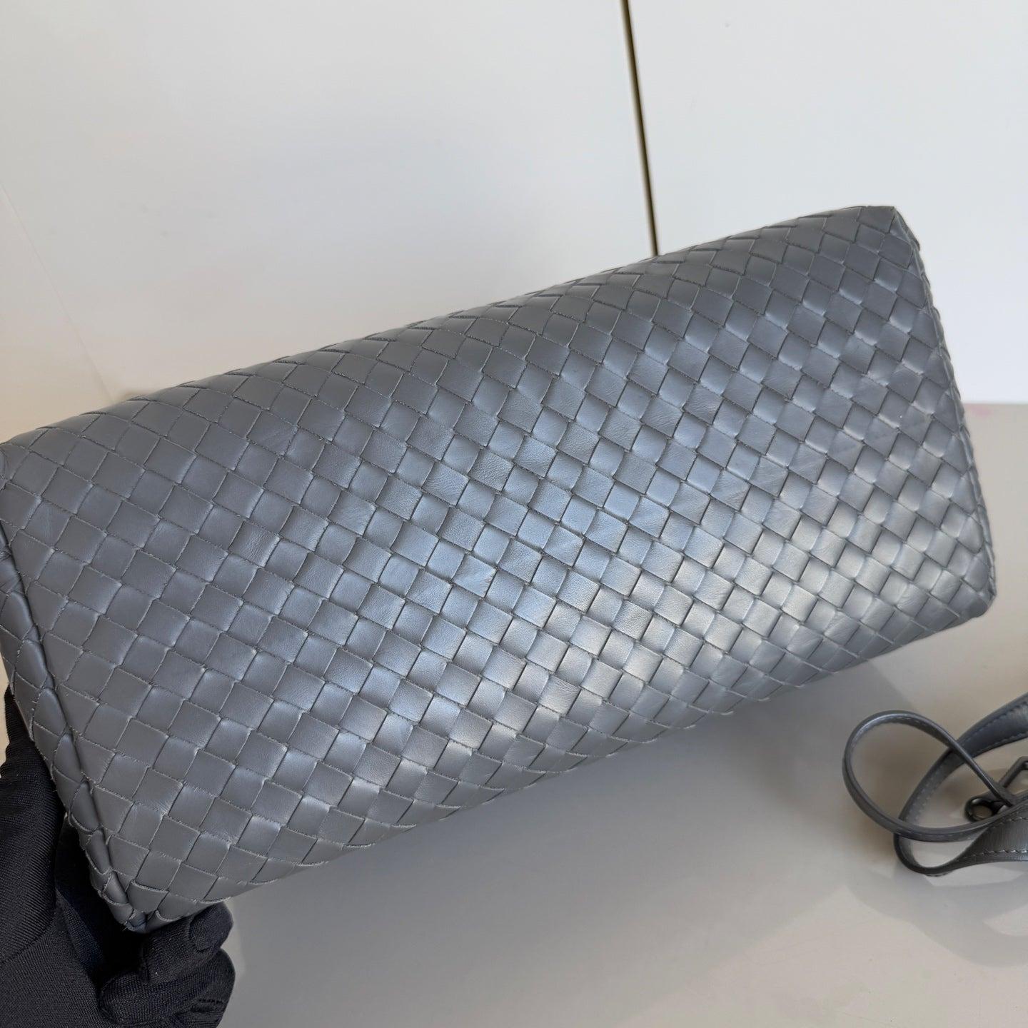 Bottega Veneta Roma Handbag Intrecciato Nappa Leather Grey Small 30cm For Sale 4