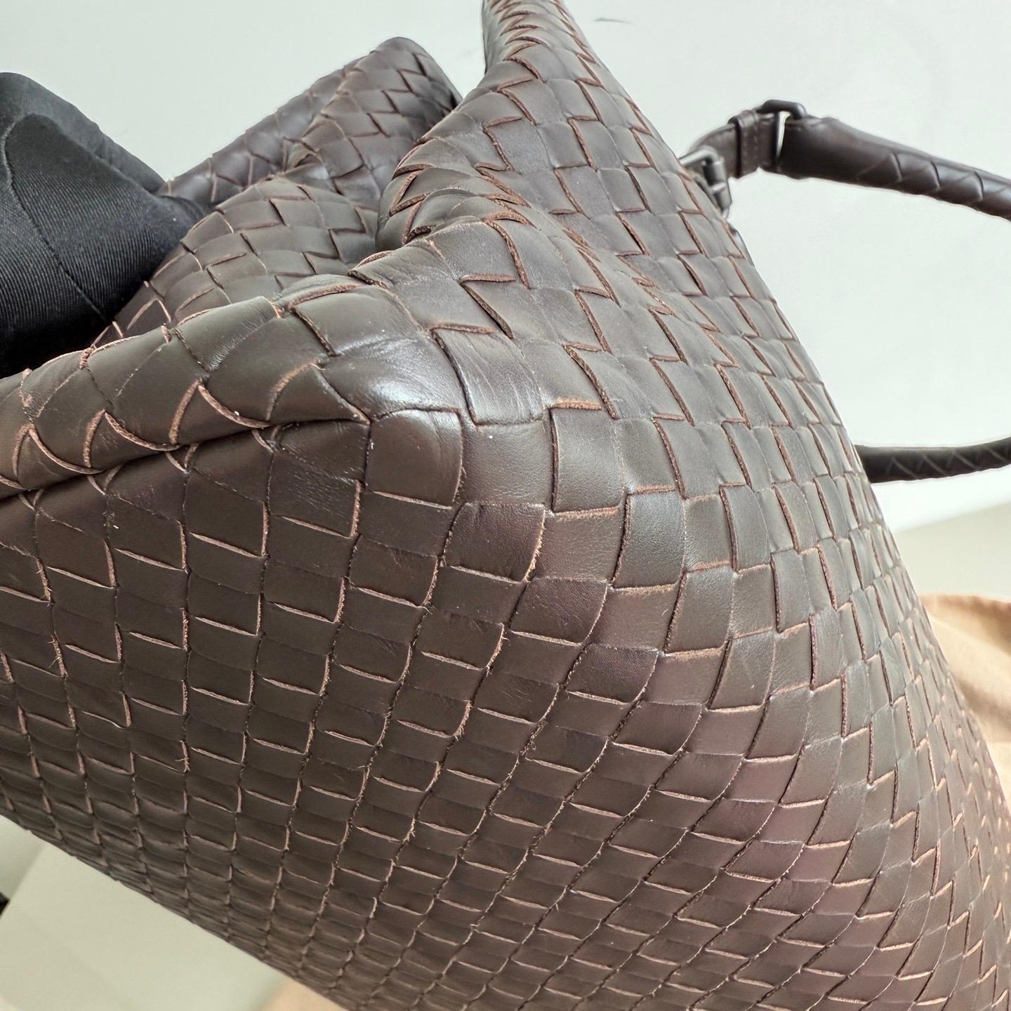 Bottega Veneta Roma Large Intrecciato Nappa Leather Chocolate Brown 35cm 9