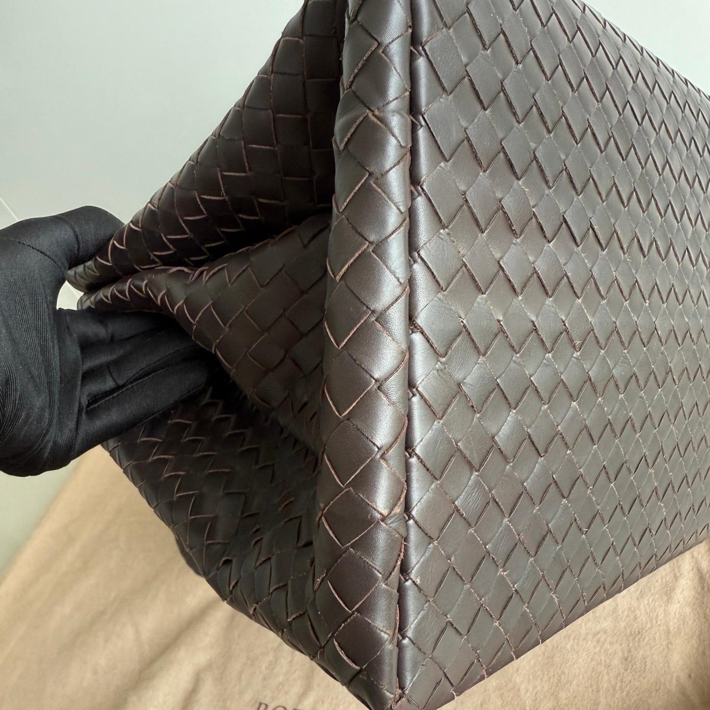 Bottega Veneta Roma Large Intrecciato Nappa Leather Chocolate Brown 35cm 4