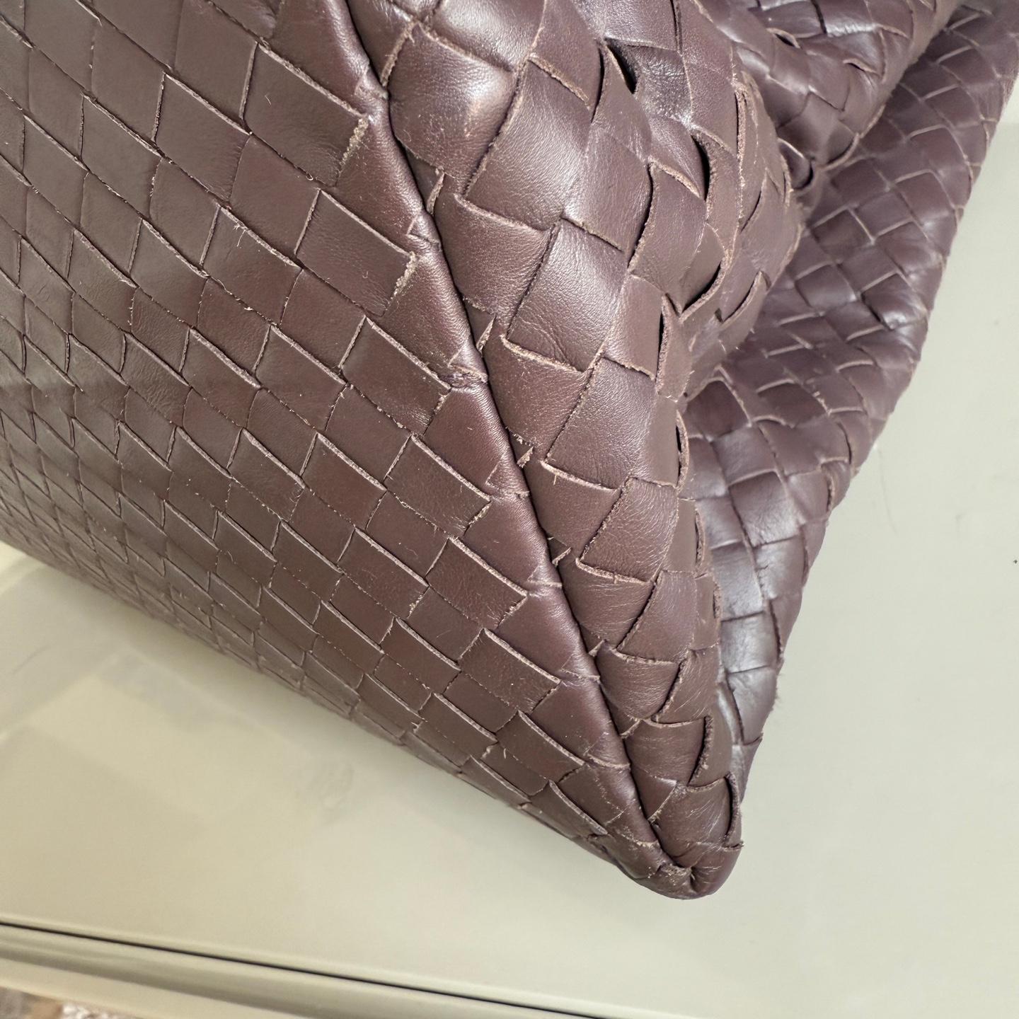 Bottega Veneta Roma Large Intrecciato Nappa Marrone Scuro 35cm in vendita 5
