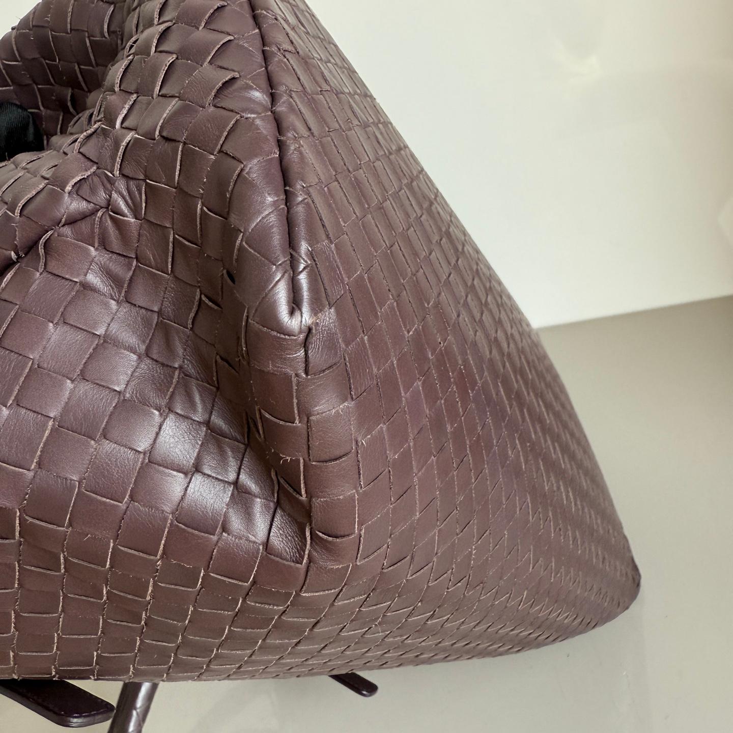 Bottega Veneta Roma Large Intrecciato Nappa Marrone Scuro 35cm in vendita 2