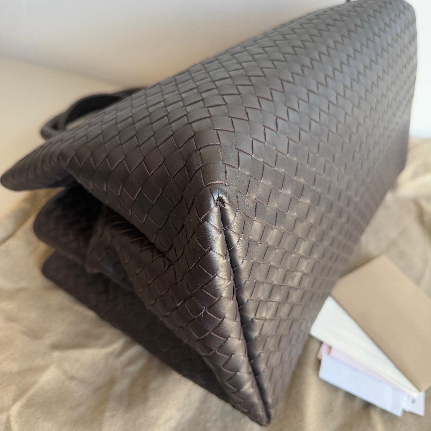 Bottega Veneta Roma Large Intrecciato Nappa Leather Dark Brown 35cm 2
