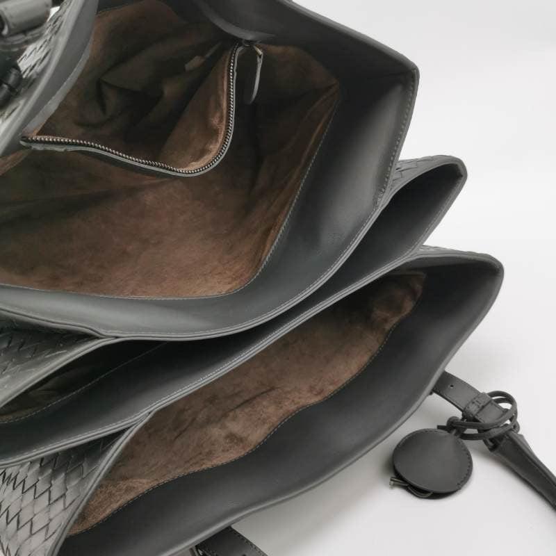 Bottega Veneta Roma Large Intrecciato Nappa Leather Grey 35cm 1