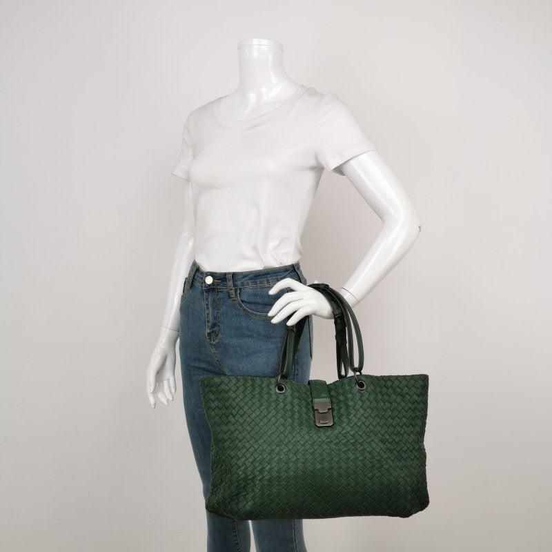 Bottega Veneta Roma Tote Intrecciato Lambskin Leather Dark Green 40cm
 These are professional photos of the actual bag.
 This Bottega Veneta Roma Bag is an exceptional piece of luxury, crafted from iconic black leather with the instantly
