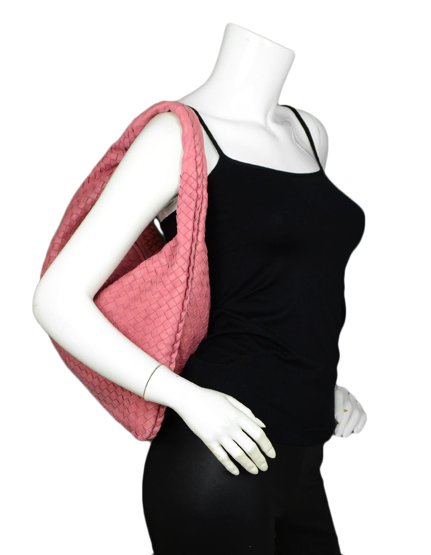 Bottega Veneta Rose Pink Nappa Intrecciato Woven Leather Large Hobo Bag

Made In: Italy
Color: Rose Pink
Hardware: Goldtone
Materials: Leather
Lining: Tan Suede
Closure/Opening: Top zip
Exterior Pockets: None
Interior Pockets: One zip