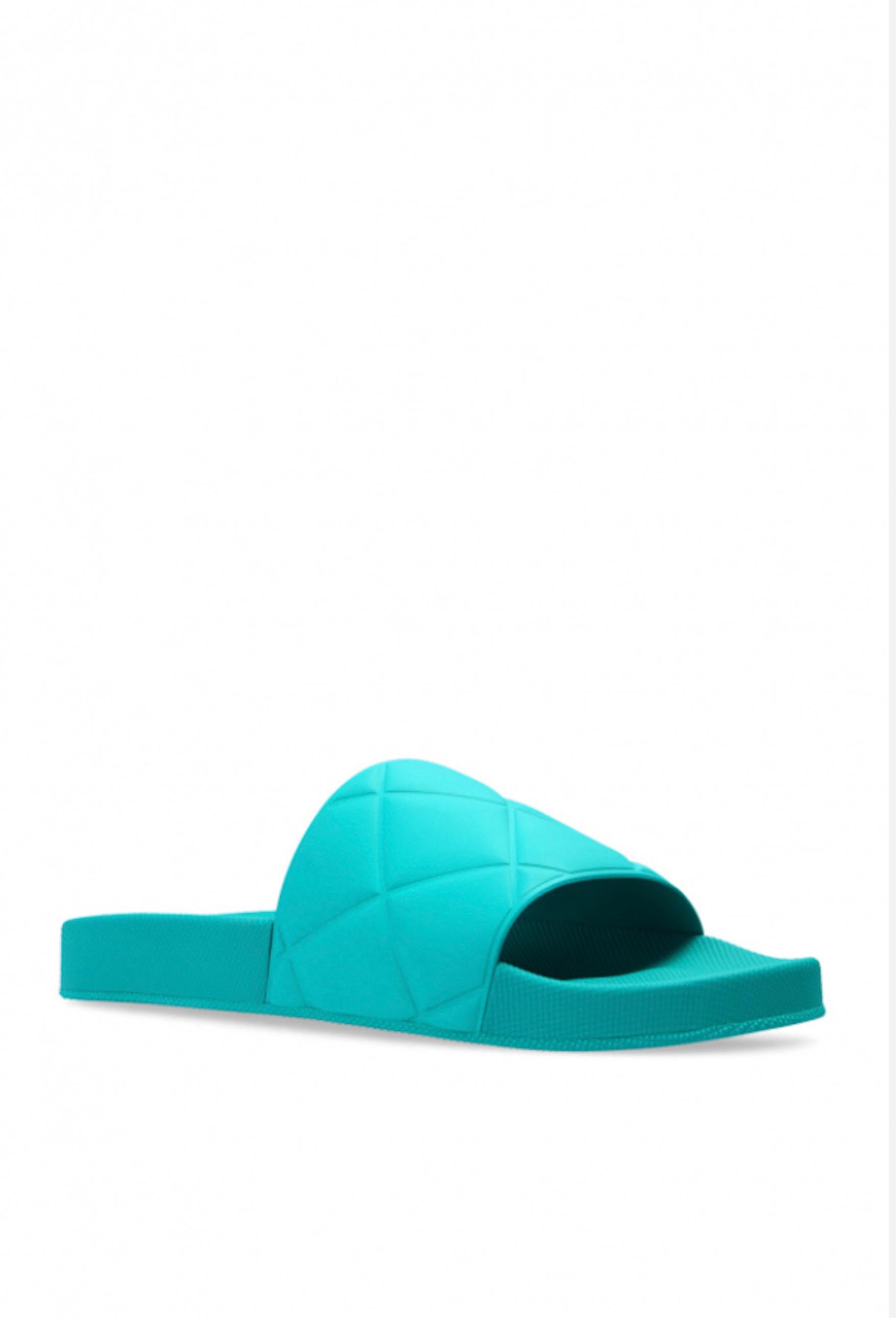 Bottega Veneta Gummi Pool Slide in Neptune Sz 40 im Zustand „Neu“ im Angebot in Paradise Island, BS