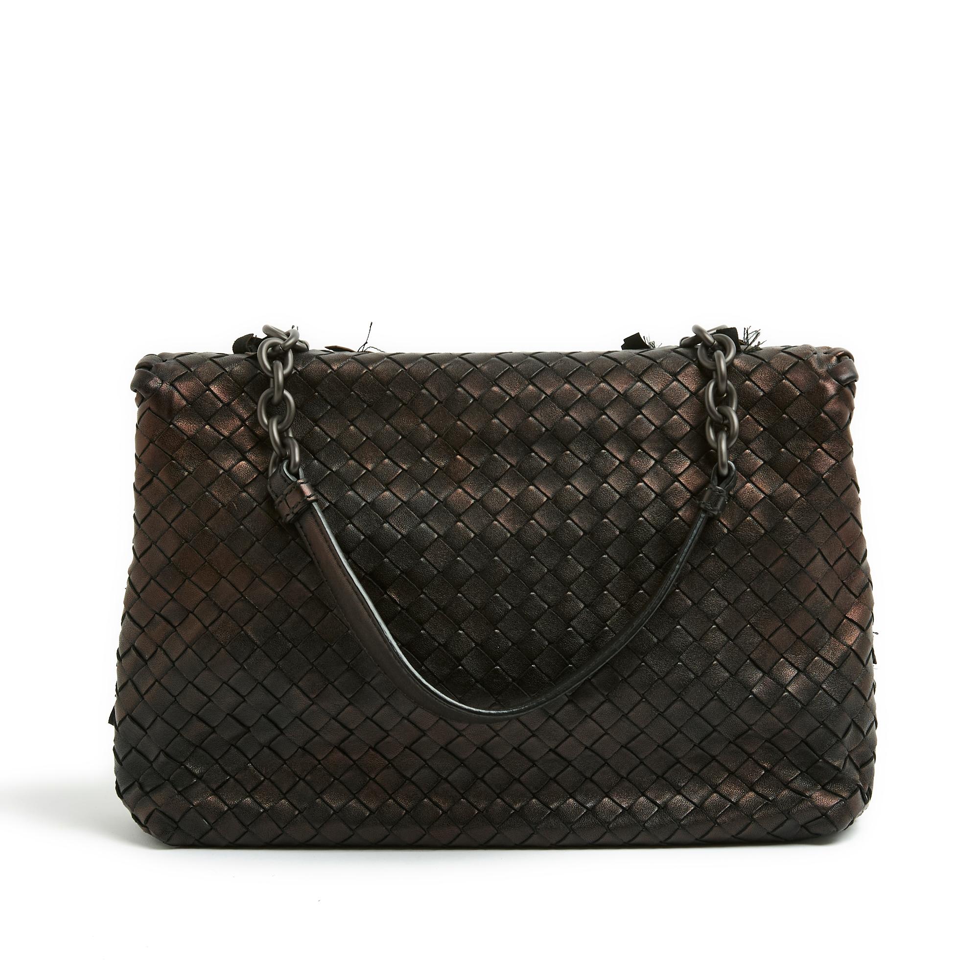 Black Bottega Veneta Sac Olimpia GM Intrecciato Brown bronze Leather Bag For Sale