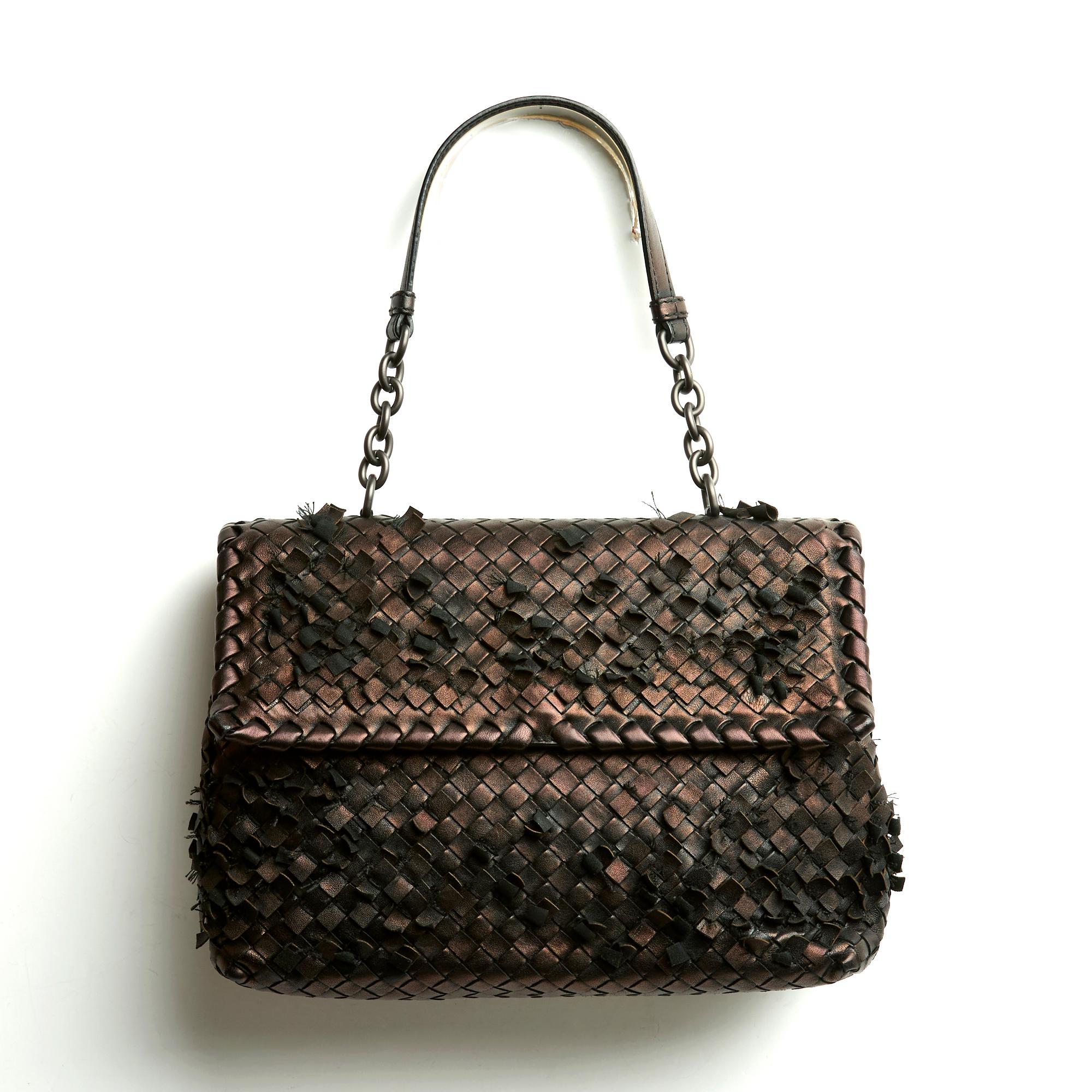 Bottega Veneta Sac Olimpia GM Intrecciato Brown bronze Leather Bag For Sale 2