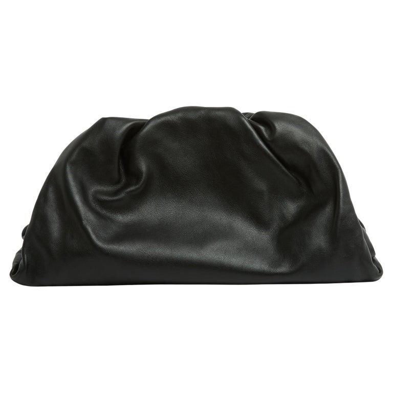 Bottega Veneta Sac Pouch Maxi Pochette Schwarze Leder-Clutch