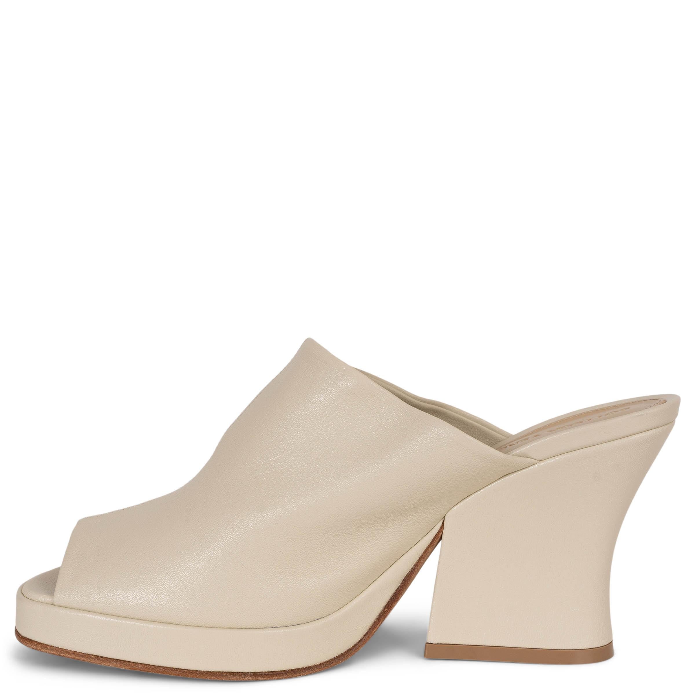 Beige BOTTEGA VENETA Sea Salt cream leather 2021 STACK WEDGE MULE Sandals Shoes 38.5 For Sale