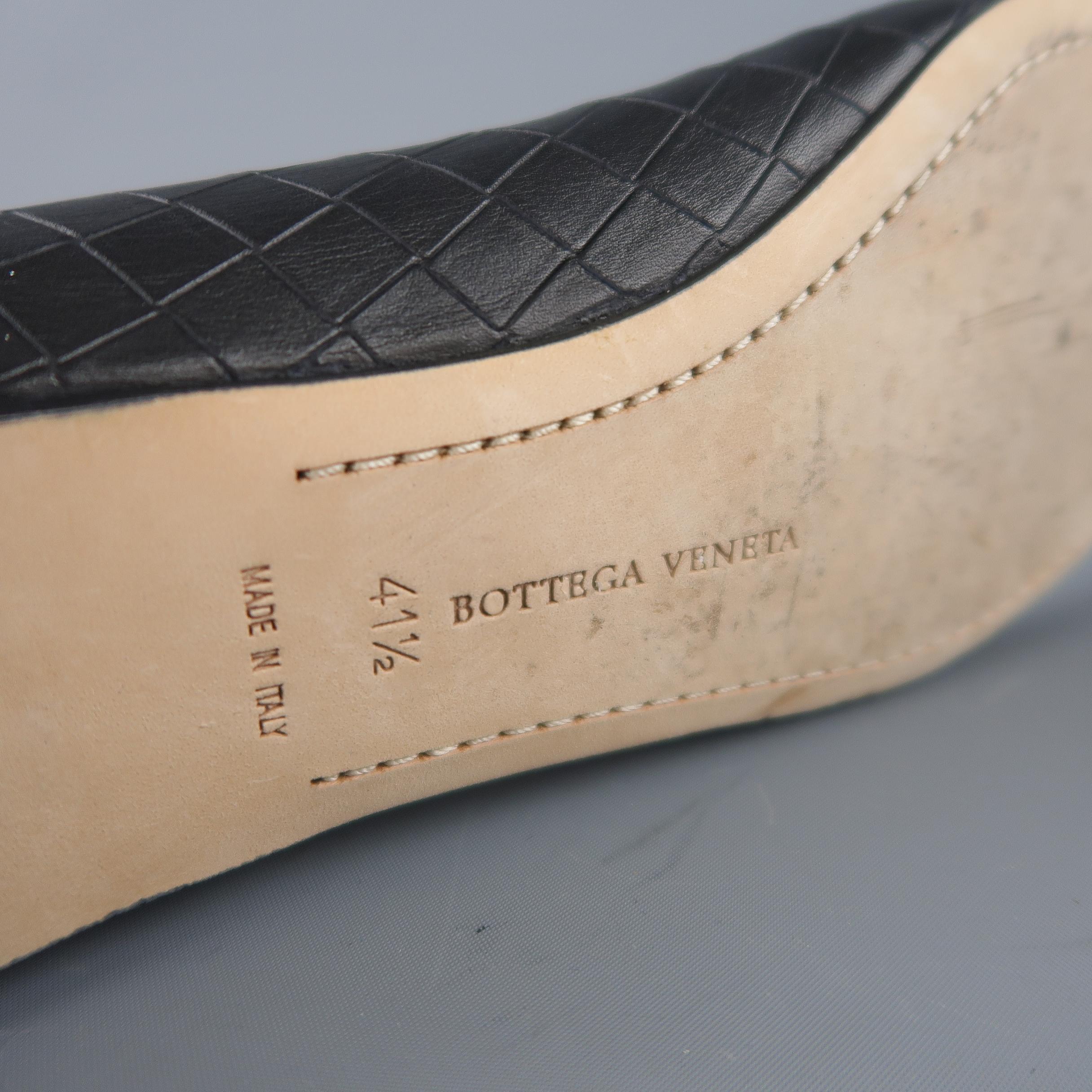 Women's BOTTEGA VENETA Size 11.5 Black Woven Intrecciato Leather Butterfly Flats