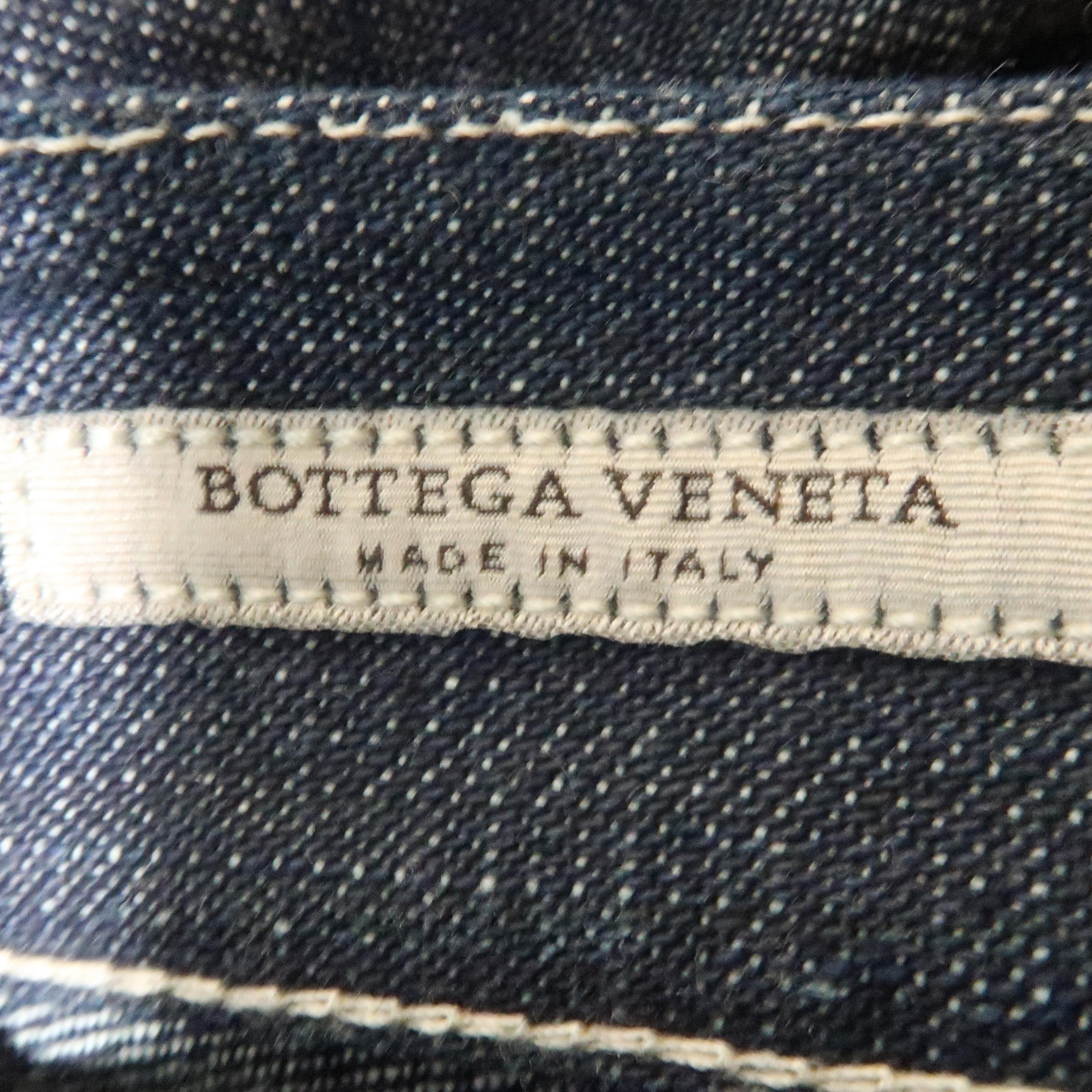  BOTTEGA VENETA Size 28 Indigo Solid Denim 30 Zip Fly Jeans In Excellent Condition In San Francisco, CA