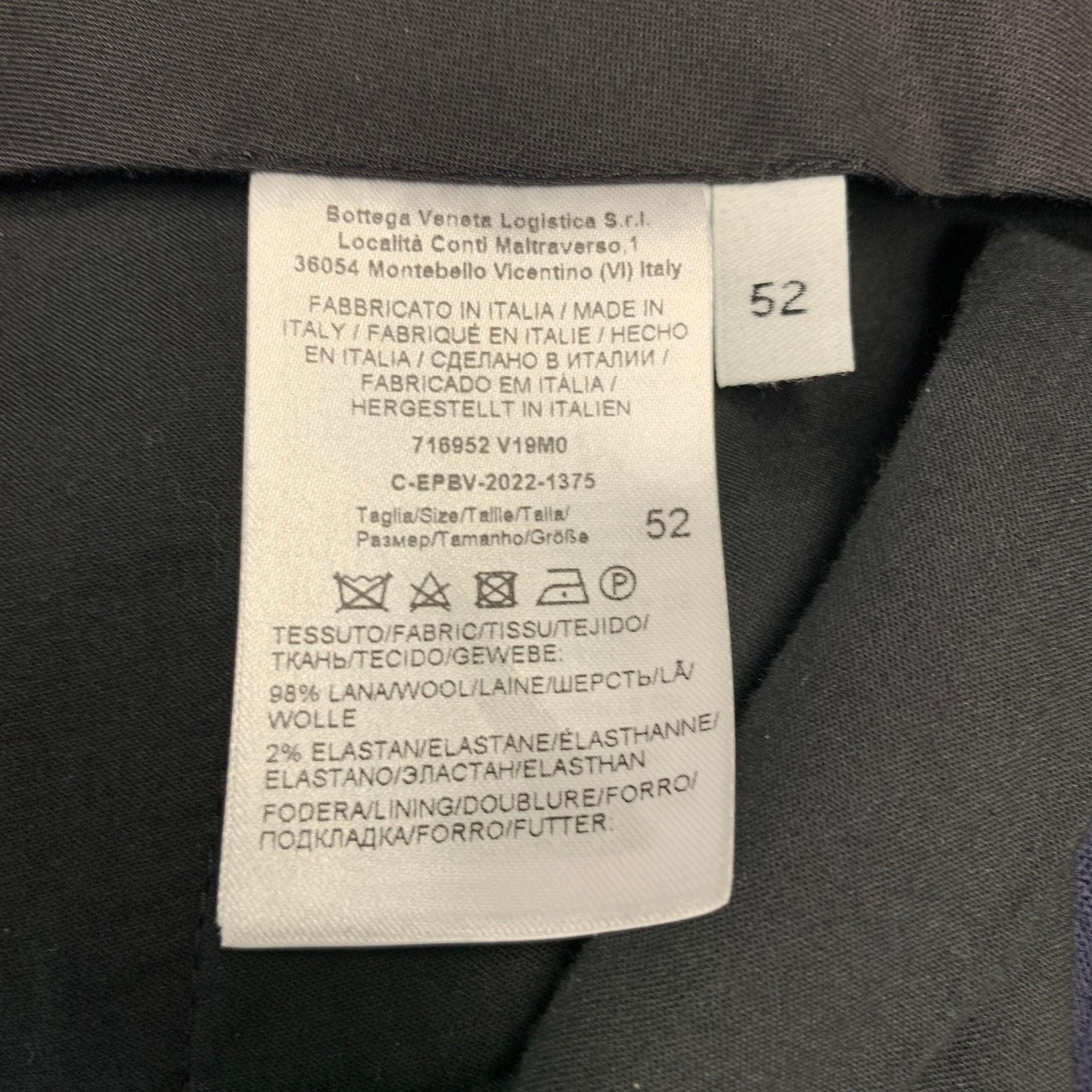BOTTEGA VENETA Size 36 Navy Wool Blend Zip Fly Dress Pants In Excellent Condition For Sale In San Francisco, CA