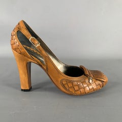 BOTTEGA VENETA Größe 6.5 Braun Leder Fransen Pumps