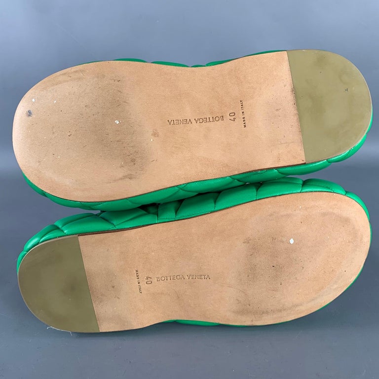 BOTTEGA VENETA Size 7 Green Quilted Padded Lambskin Leather Slide Sandals BOTTEGA VENETA Size 7 Green Quilted Padded Lambskin Leather  main image 4