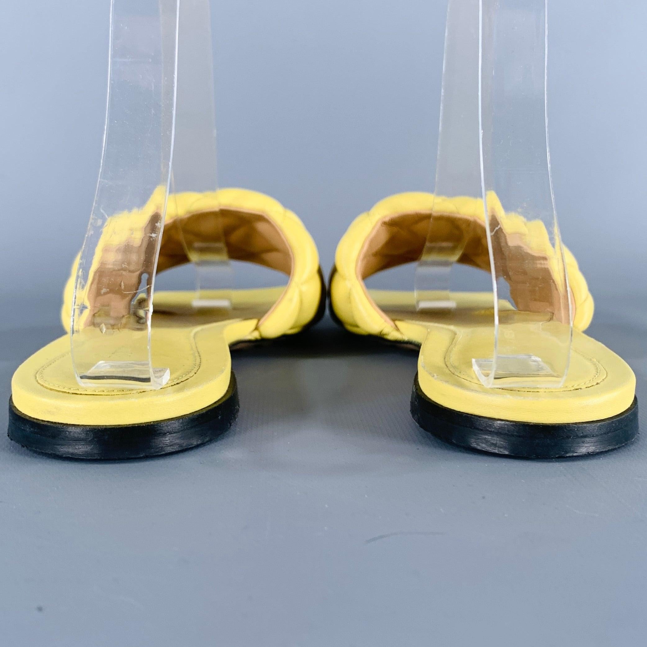 BOTTEGA VENETA Size 7 Yellow Leather Quilted Slide Sandals In Good Condition For Sale In San Francisco, CA