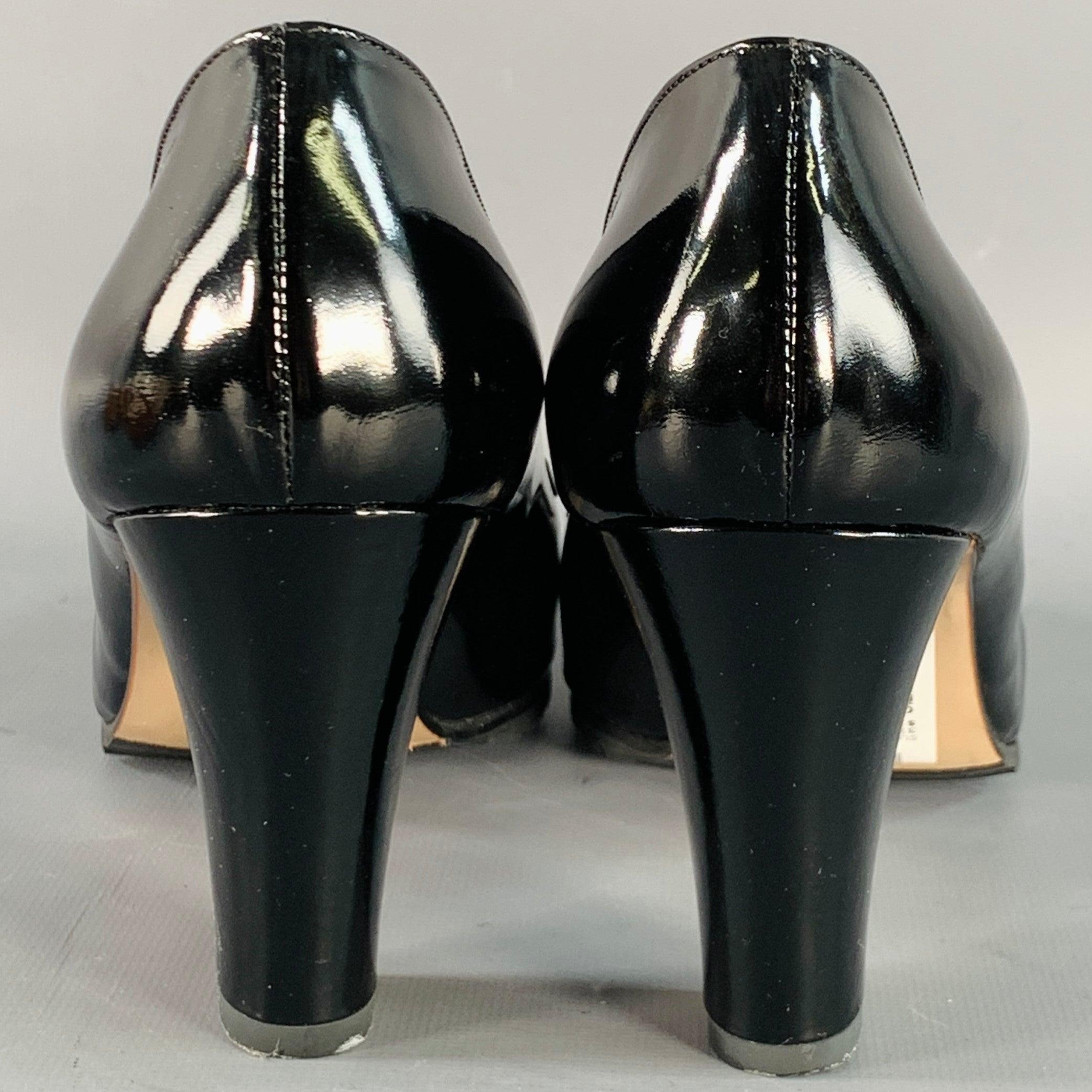 BOTTEGA VENETA Size 9 Black Gold Patent Leather Buckle Pumps In Excellent Condition For Sale In San Francisco, CA