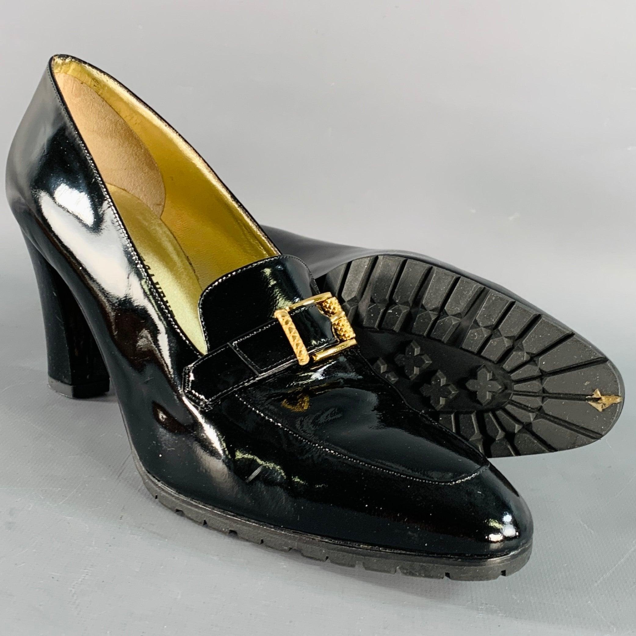 BOTTEGA VENETA Size 9 Black Gold Patent Leather Buckle Pumps For Sale 2