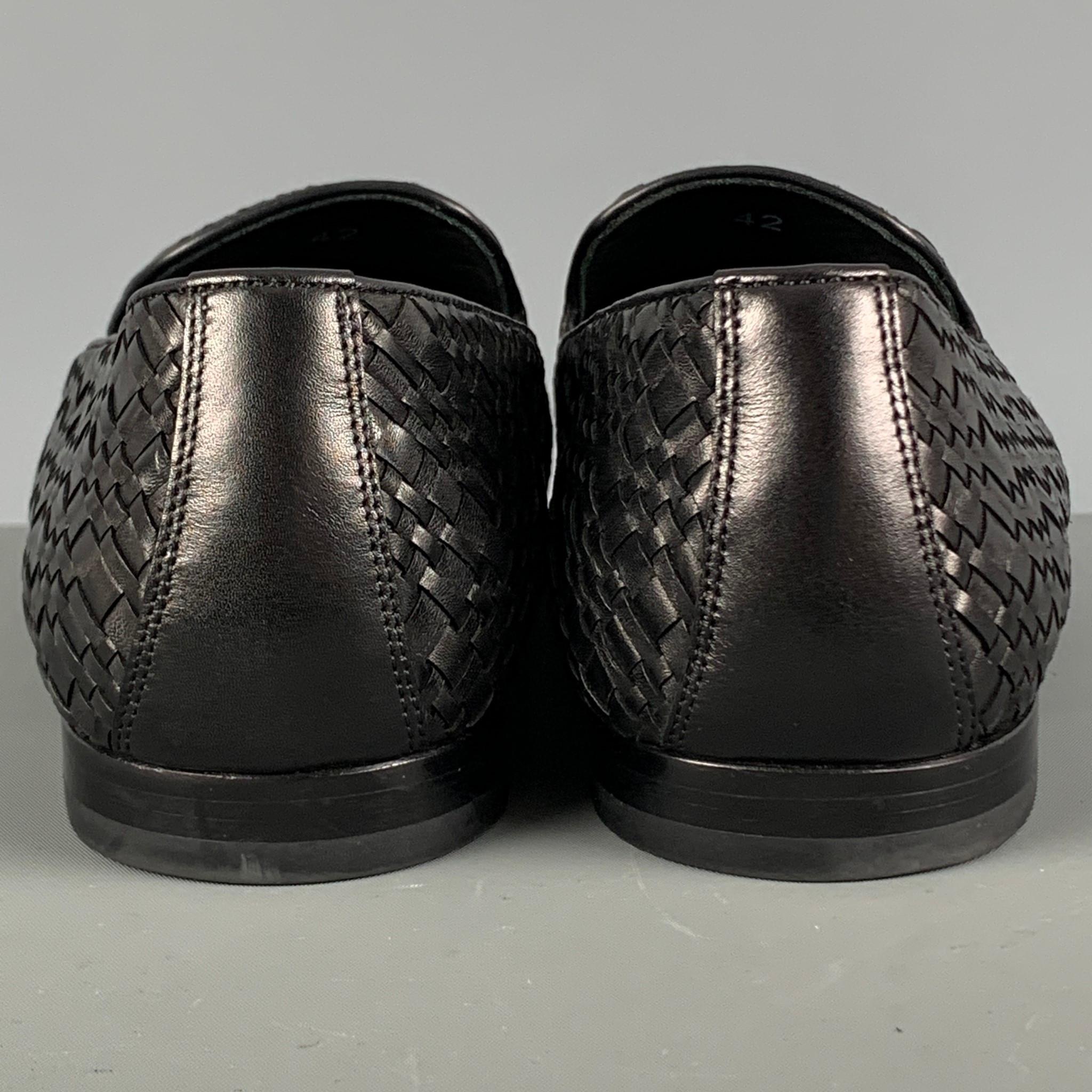 Women's or Men's BOTTEGA VENETA Size 9 Black Woven Slip On Loafers