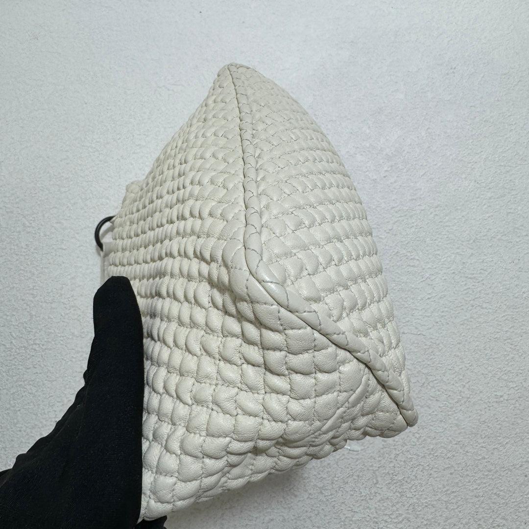 Bottega Veneta Sloane sac porté épaule blanc 25 cm en vente 10