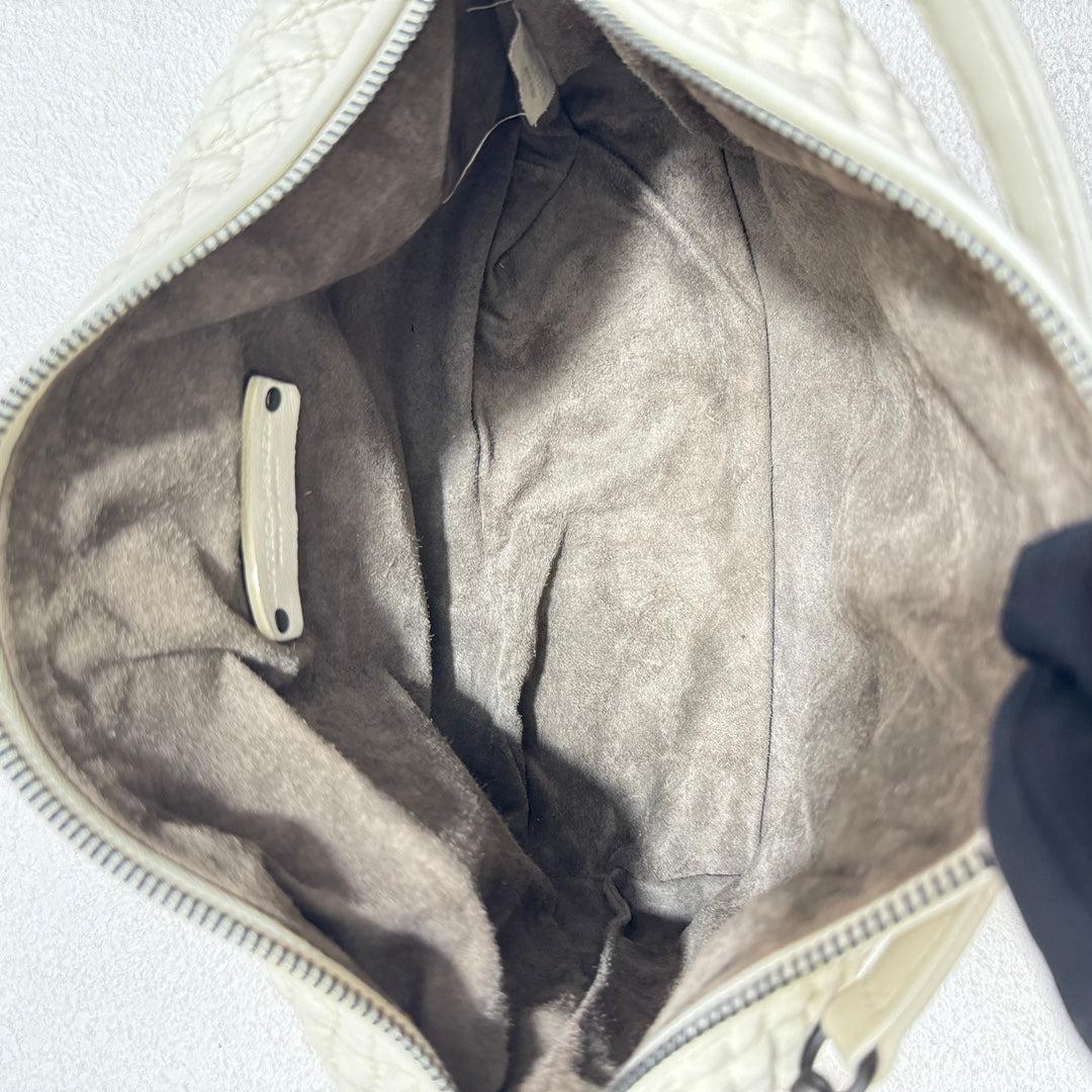 Bottega Veneta Sloane sac porté épaule blanc 25 cm en vente 11