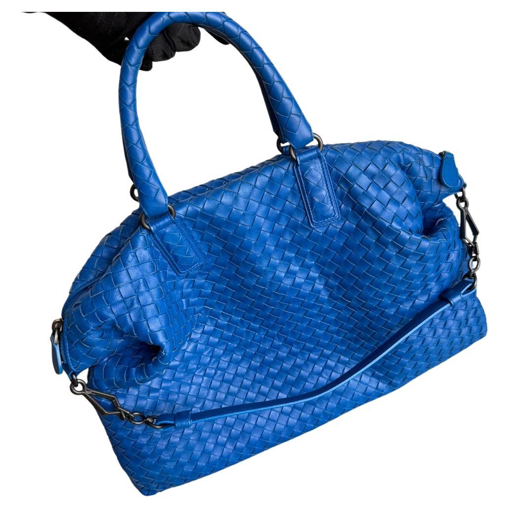Bottega Veneta Small Convertible Tote Bag Blue Leather 40cm For Sale