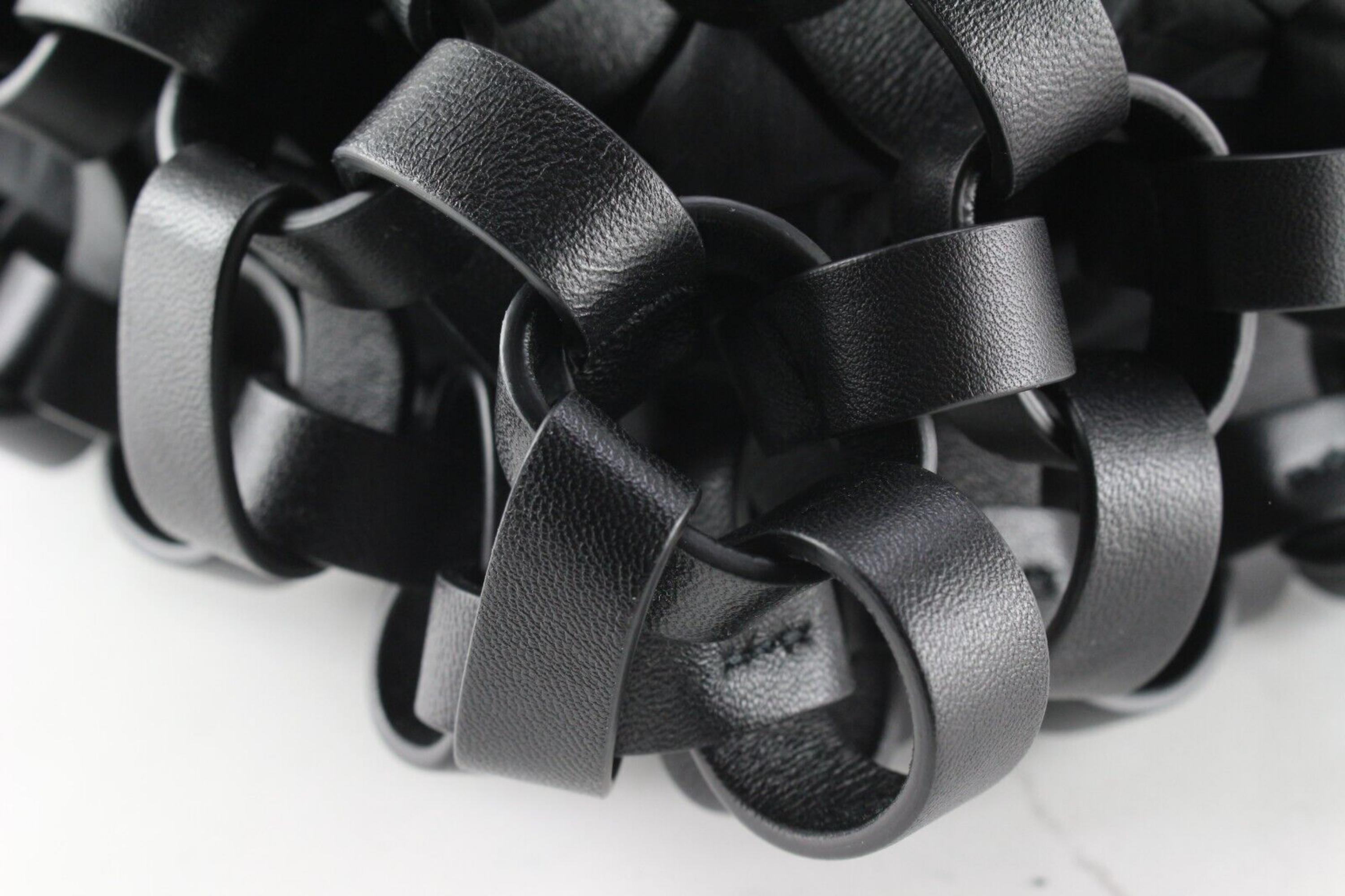 Women's Bottega Veneta Sold Out Runway Woven Black Leather Grasp Bag 1BV0130 For Sale