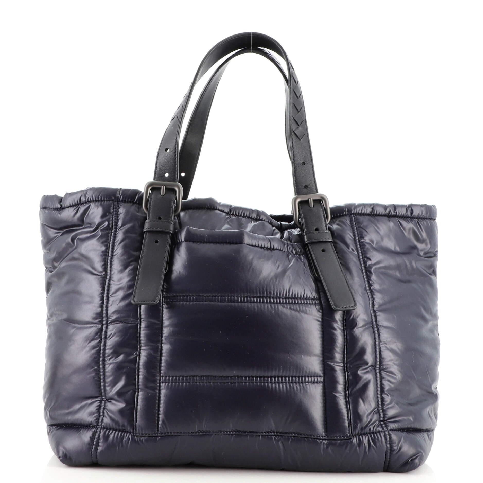 Bottega Veneta Spinnaker Zip Tote Nylon Large In Good Condition In NY, NY