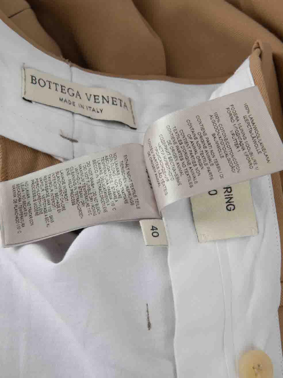 Bottega Veneta Spring 2020 Beige Straight Trousers Size S For Sale 2