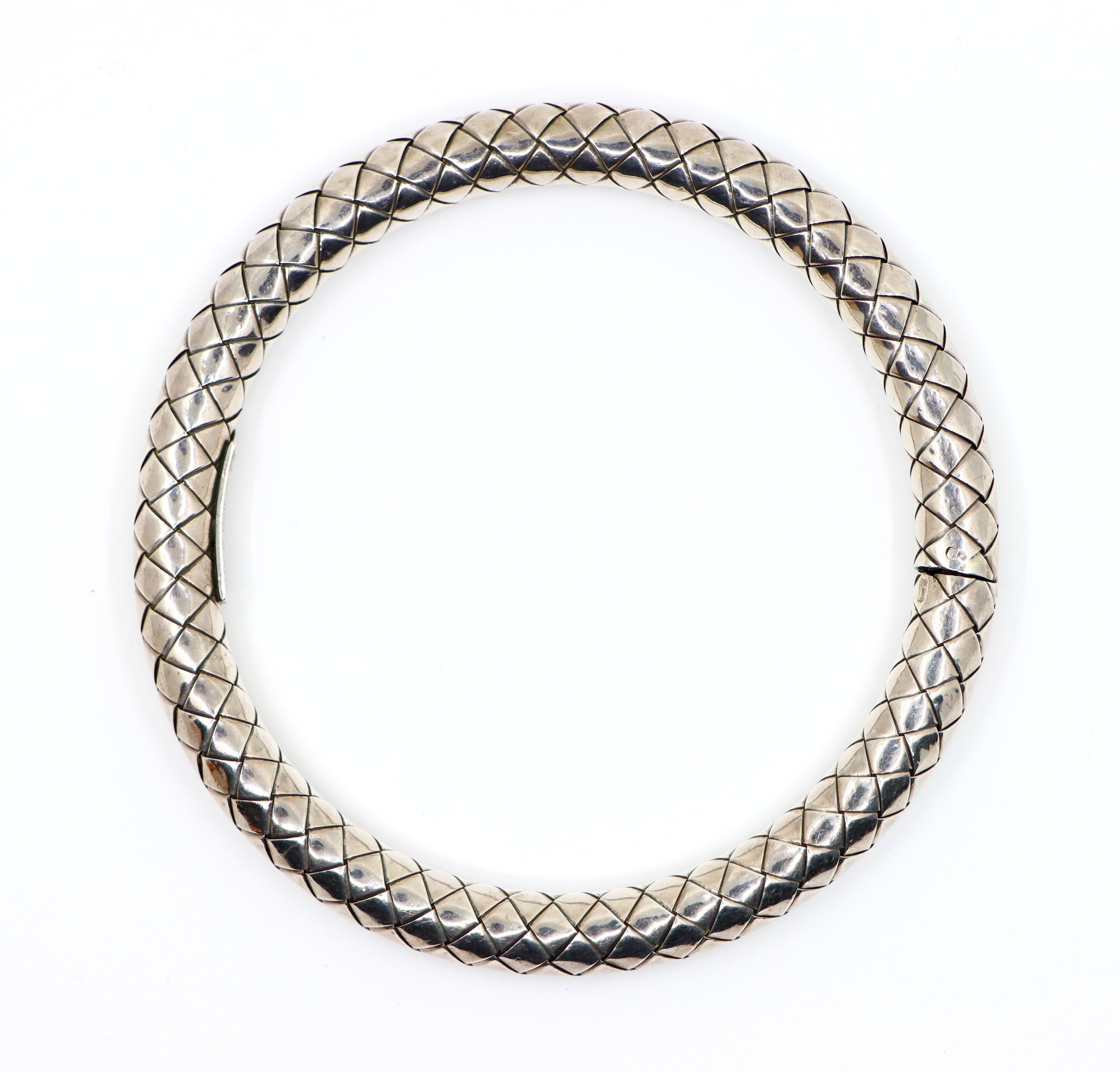 Pulsera brazalete en tejido de plata de ley Bottega Veneta en Bueno estado para la venta en Flushing, NY
