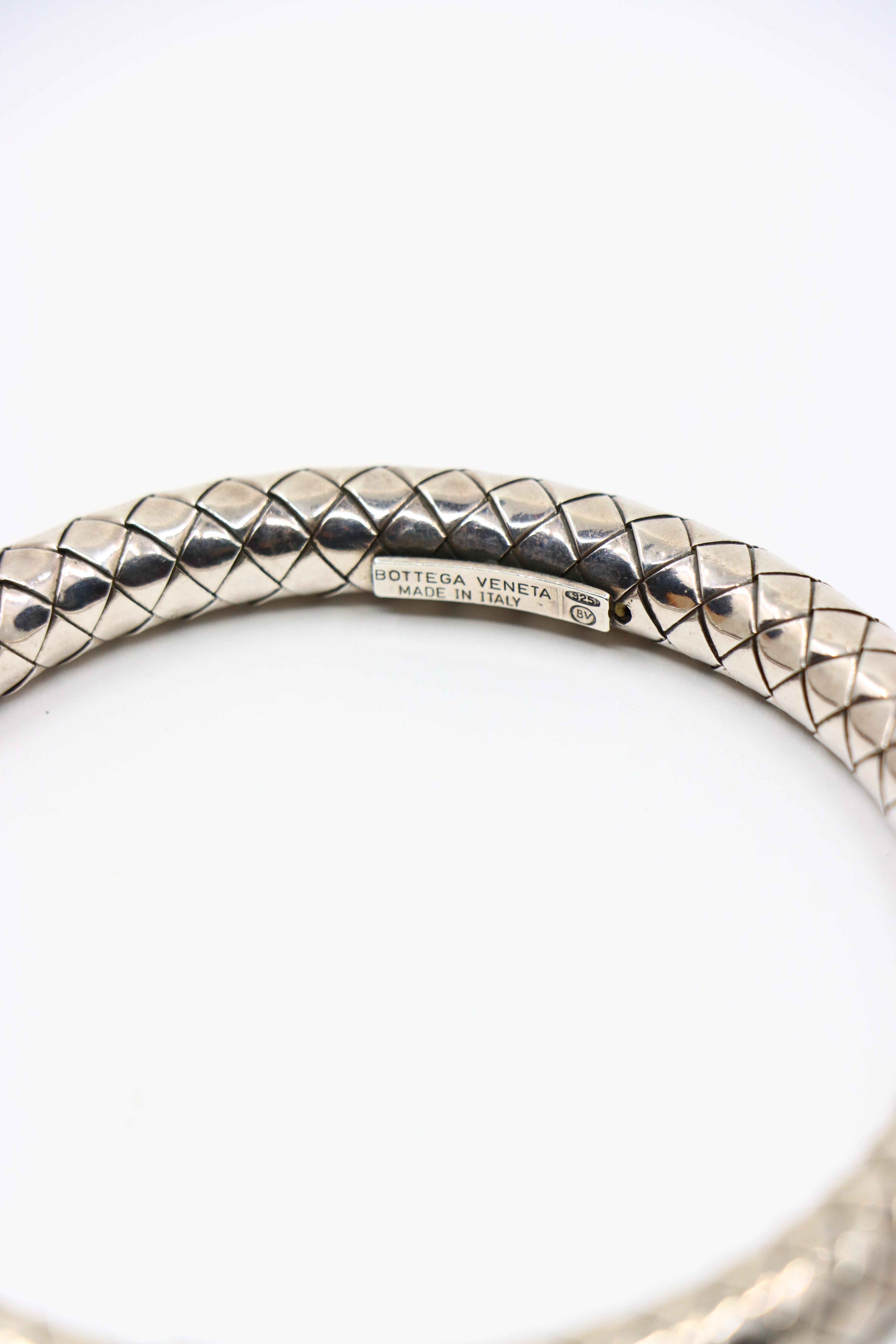 Pulsera brazalete en tejido de plata de ley Bottega Veneta en venta 2