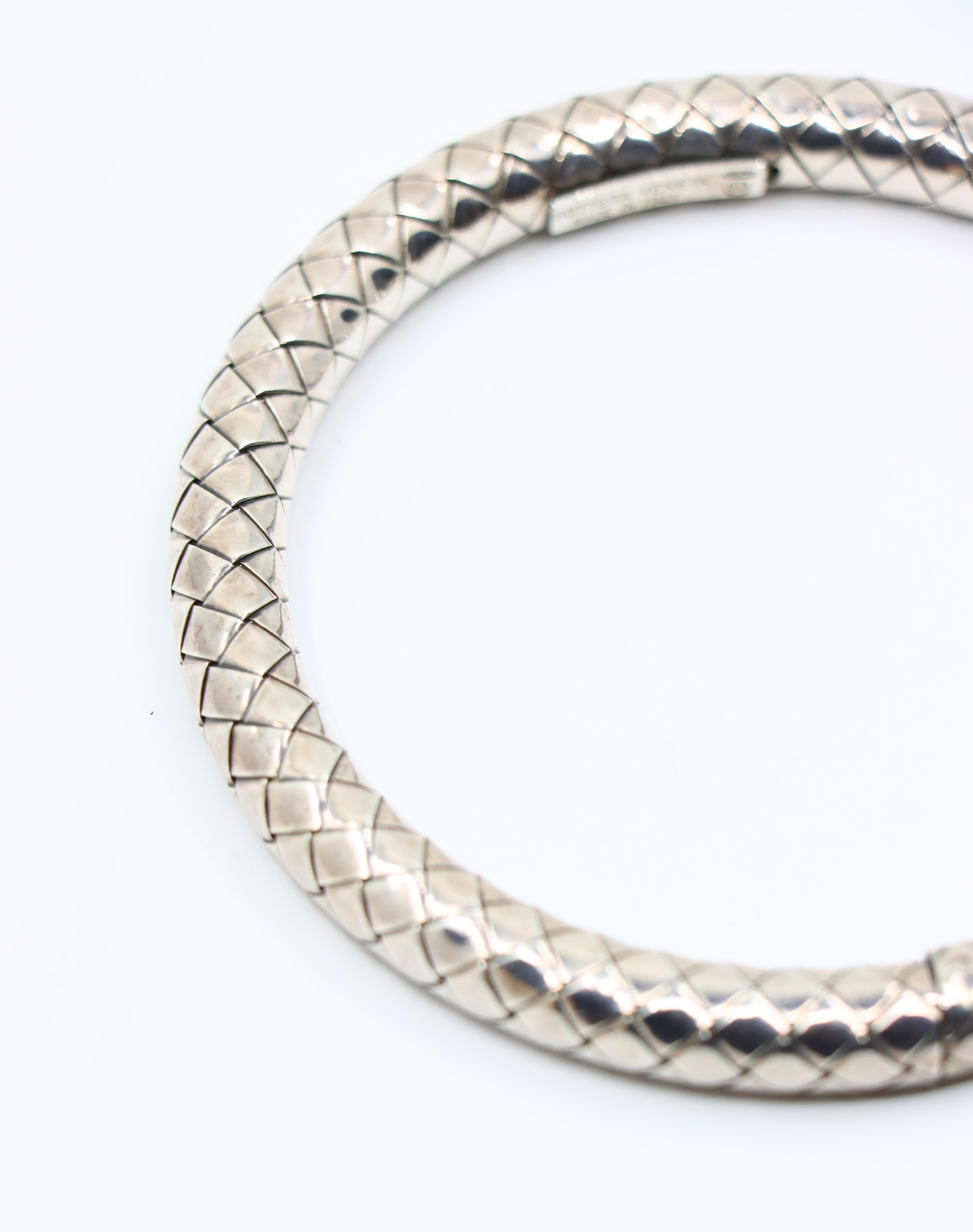 Pulsera brazalete en tejido de plata de ley Bottega Veneta en venta 3