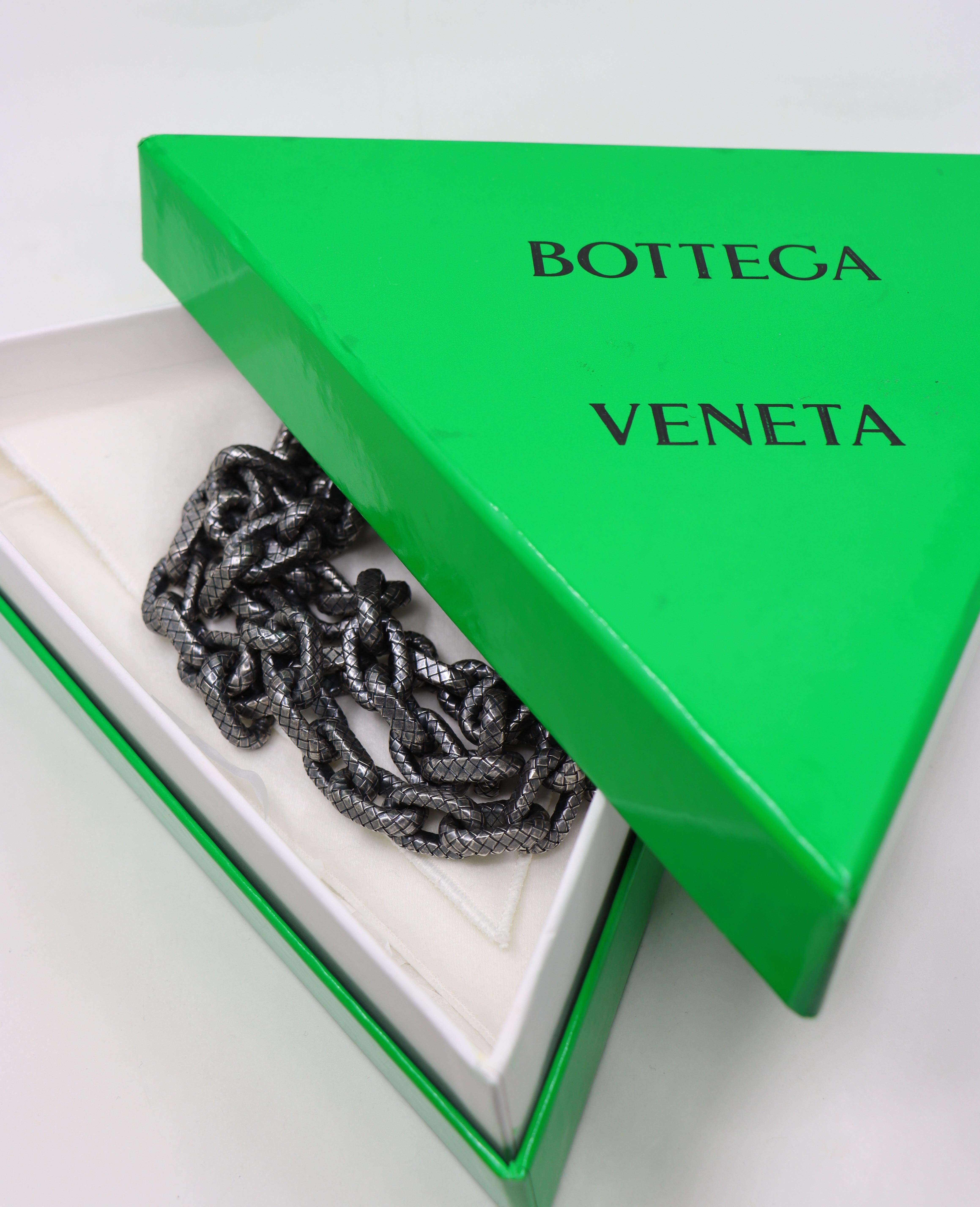 Bottega Veneta Collana a catena in argento 925 con trama a maglia grossa in vendita 14