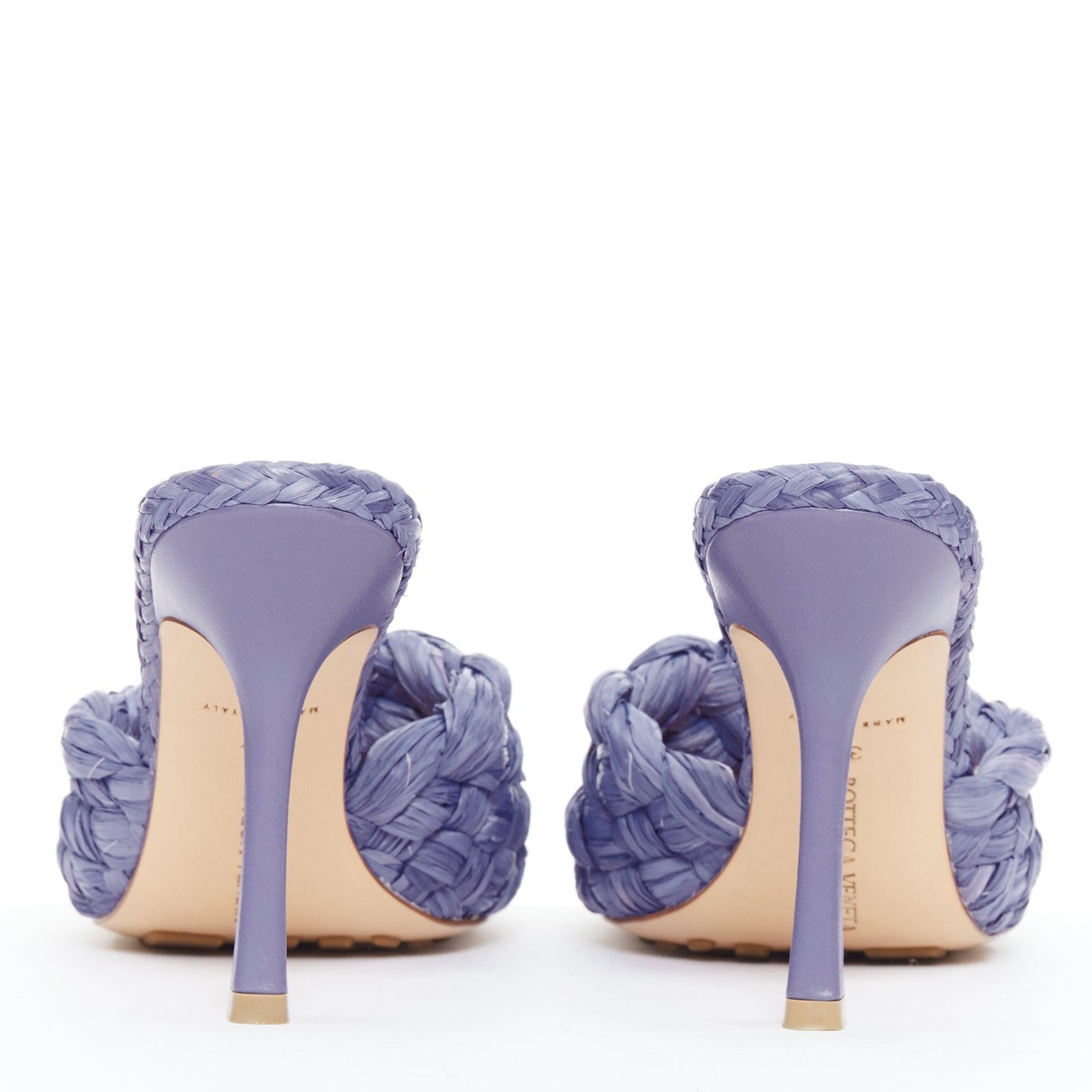 BOTTEGA VENETA Sandales mules à talon en raphia tressé violet stretch EU37 Pour femmes en vente