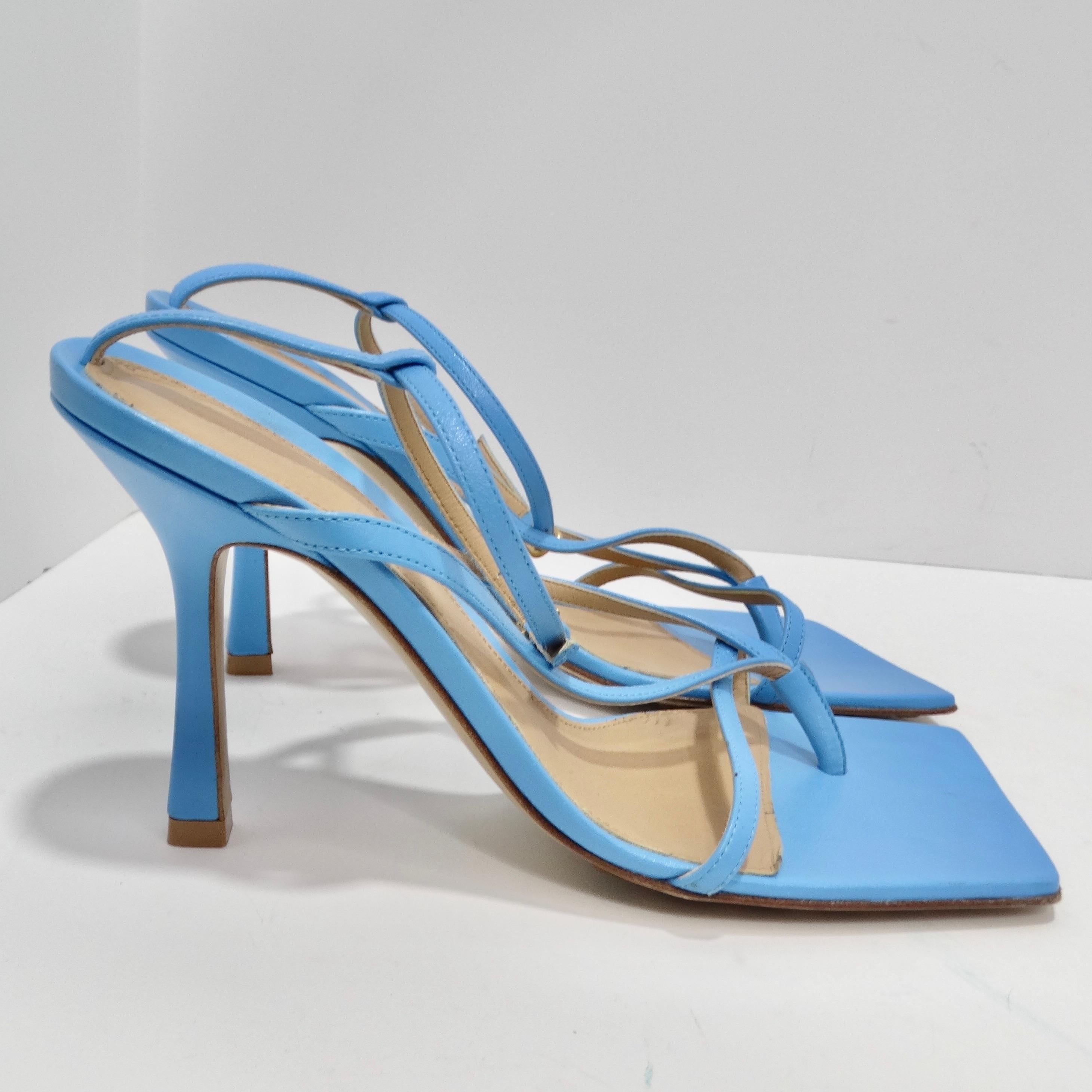 Bottega Veneta Sandales en cuir stretch à bout carré Bleu Unisexe en vente