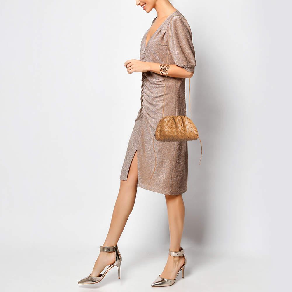 Bottega Veneta Tan Intrecciato Leather Mini The Pouch Bag In Excellent Condition In Dubai, Al Qouz 2
