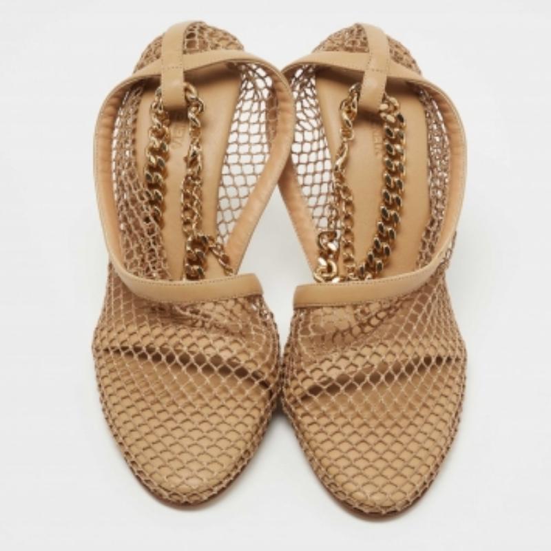 Bottega Veneta Tan Mesh and Leather Ankle Chain D'orsay Pumps Size 40 In Good Condition For Sale In Dubai, Al Qouz 2