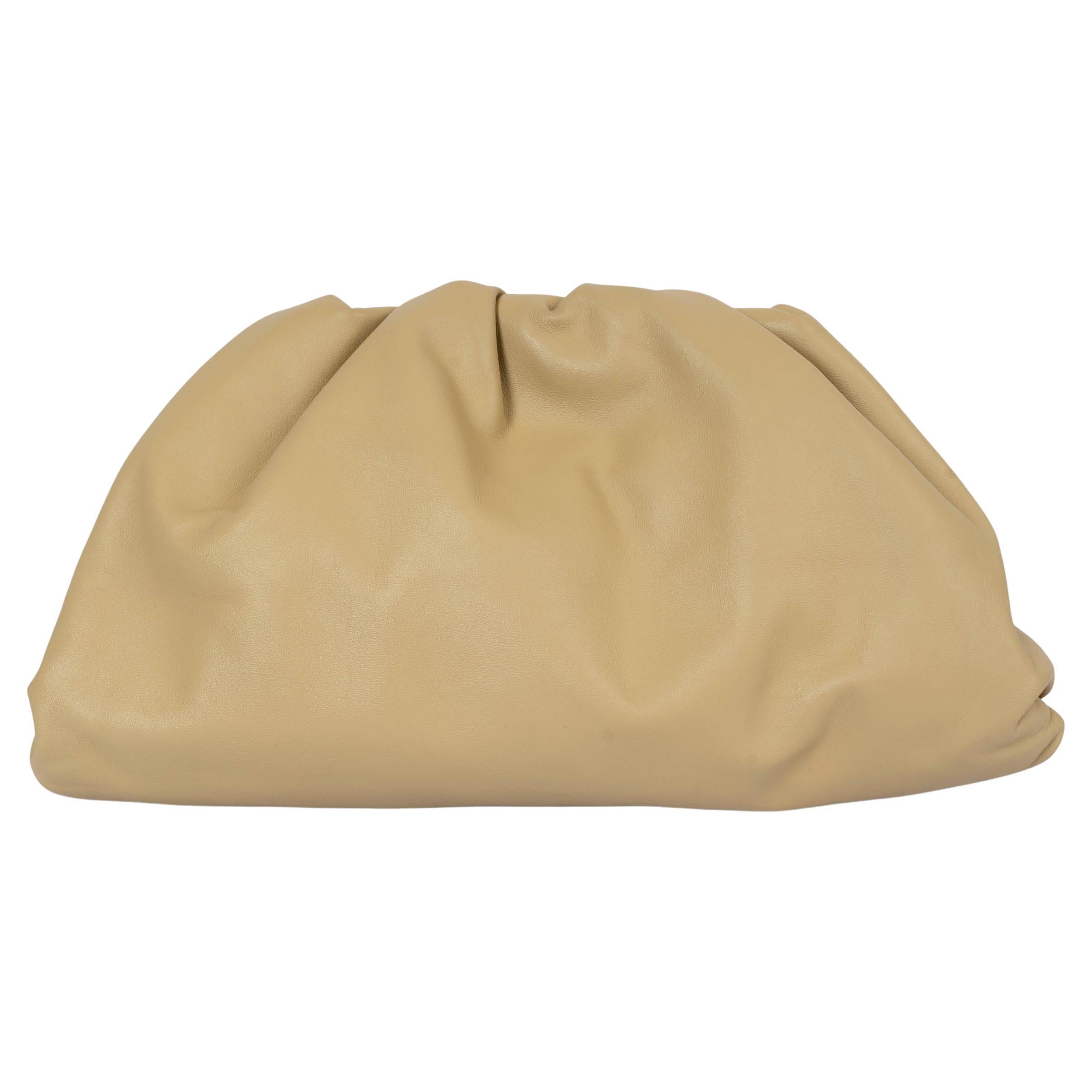 BOTTEGA VENETA Tapioca beige leather CLASSIC POUCH Clutch Bag For Sale