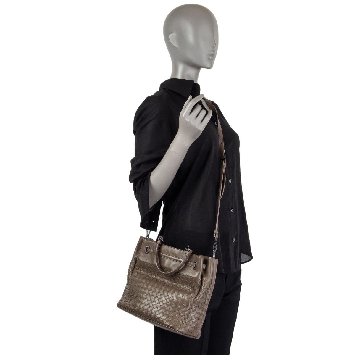 BOTTEGA VENETA taupe Intrecciato Nappa Bucket Shoulder Bag 3